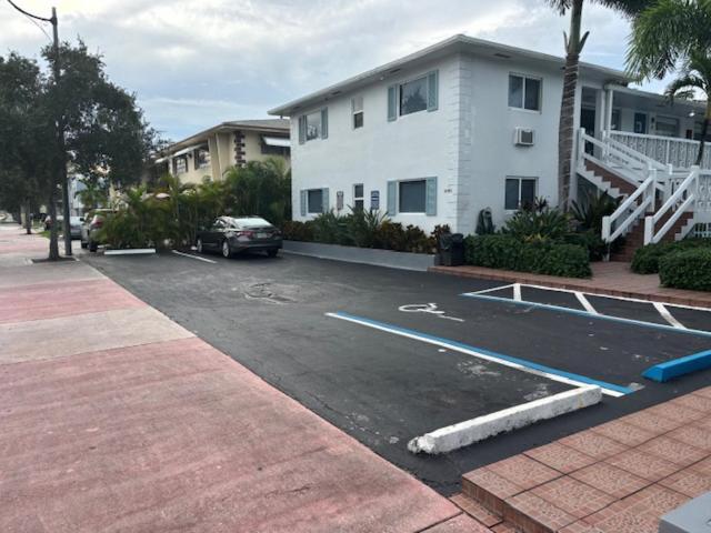May-Dee Suites in Florida photo 38