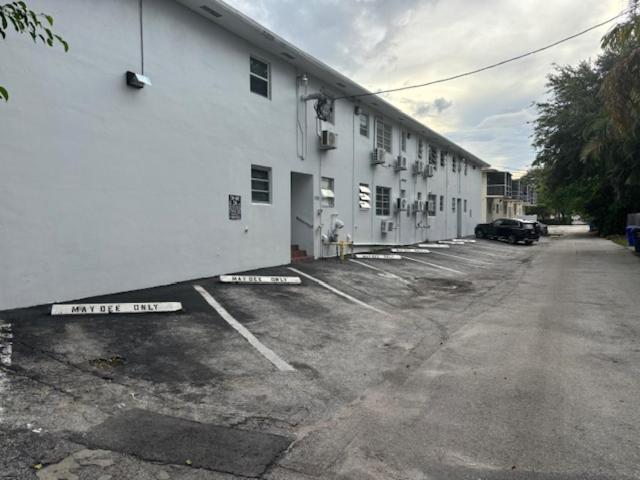 May-Dee Suites in Florida photo 40