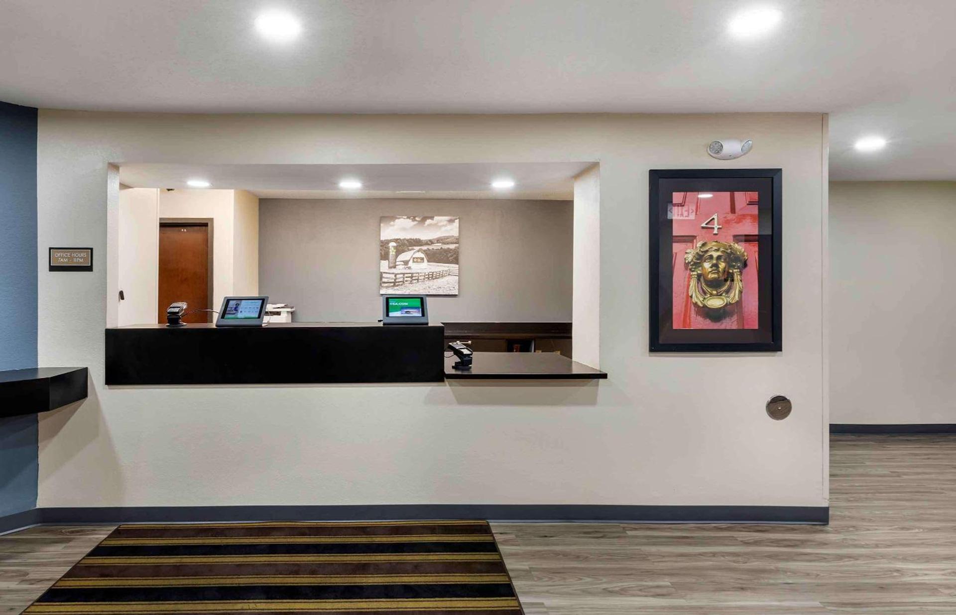 Extended Stay America Select Suites - Milwaukee - Waukesha photo 5