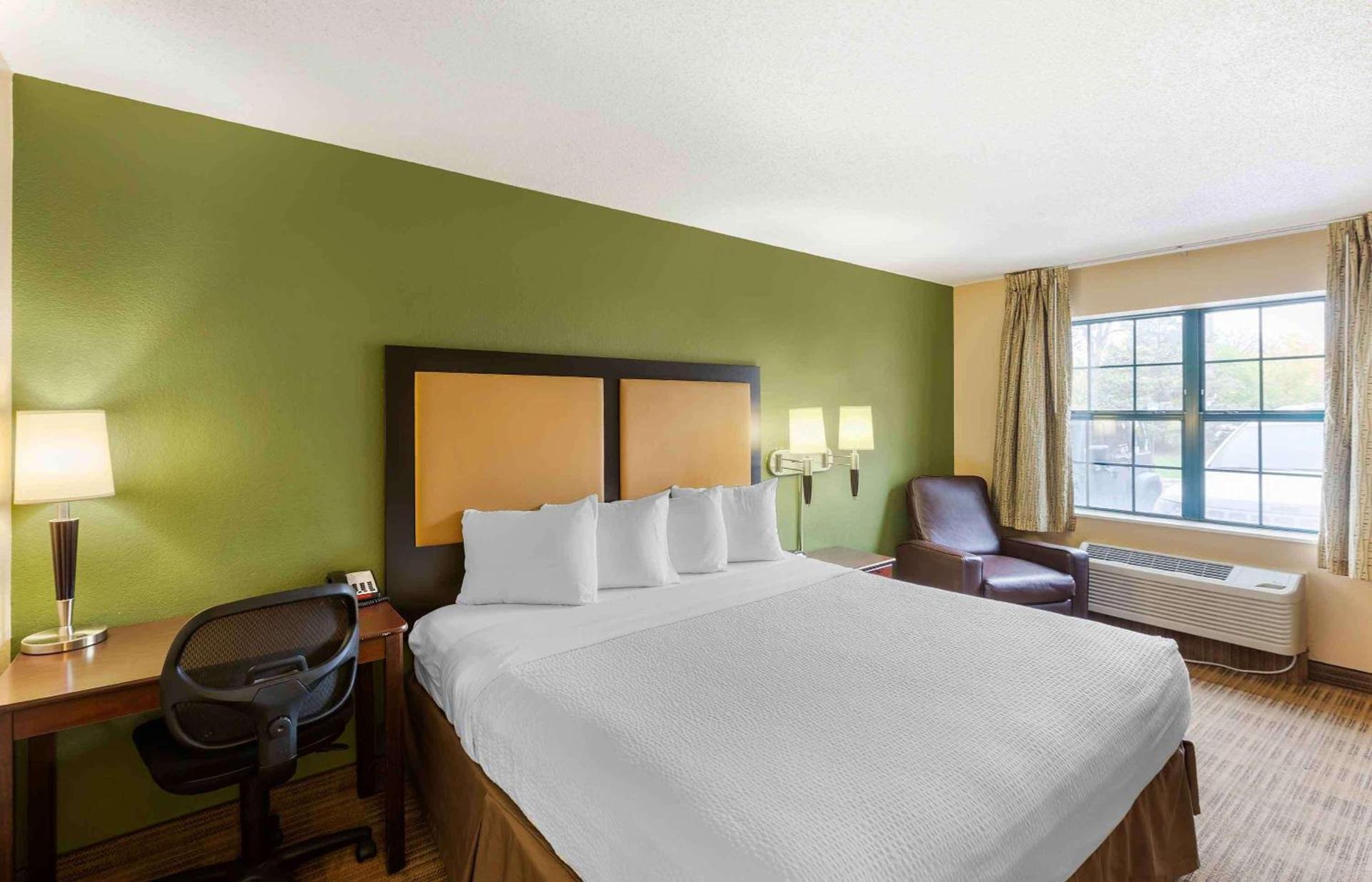 Extended Stay America Select Suites - Milwaukee - Waukesha photo 17