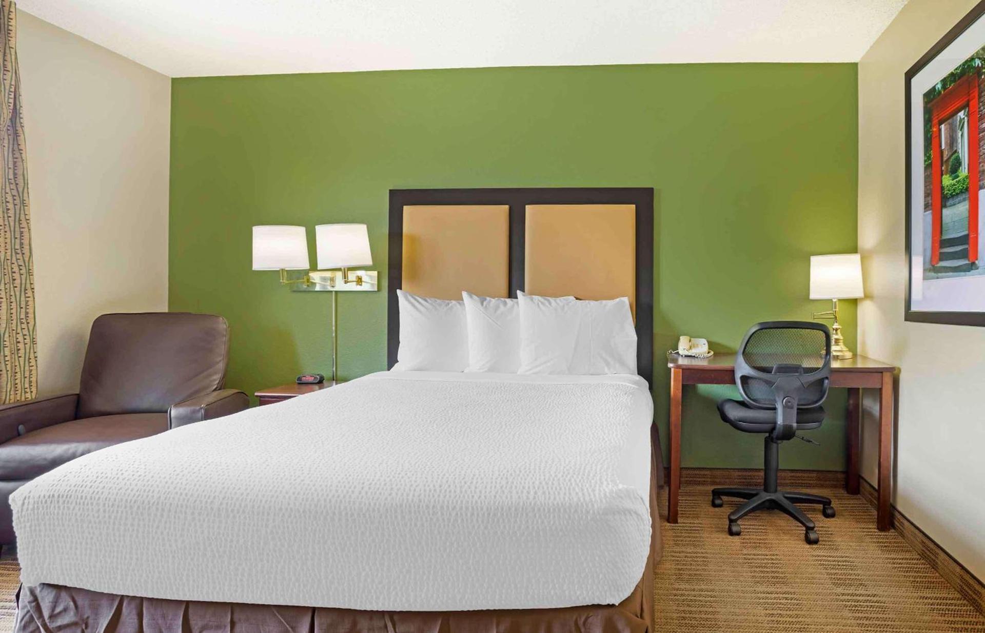 Extended Stay America Suites - Houston - Willowbrook - HWY 249 photo 6