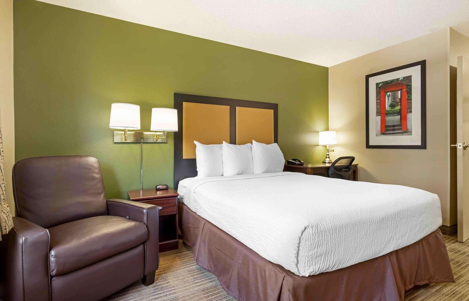 Extended Stay America Suites - Houston - Willowbrook - HWY 249 photo 5