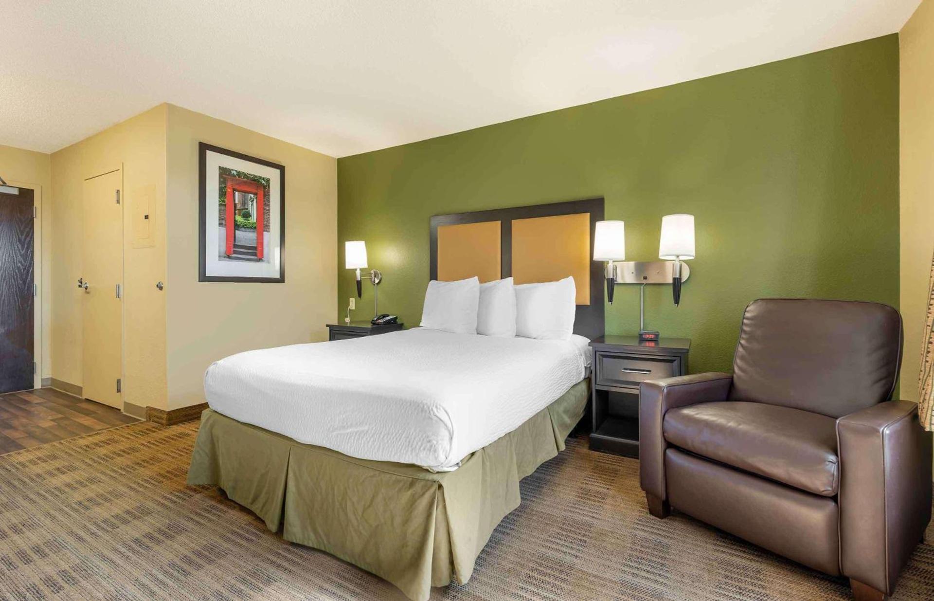 Extended Stay America Select Suites - St Louis - O' Fallon, IL photo 16