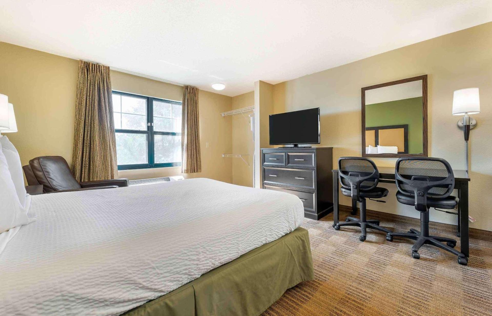Extended Stay America Select Suites - St Louis - O' Fallon, IL photo 17