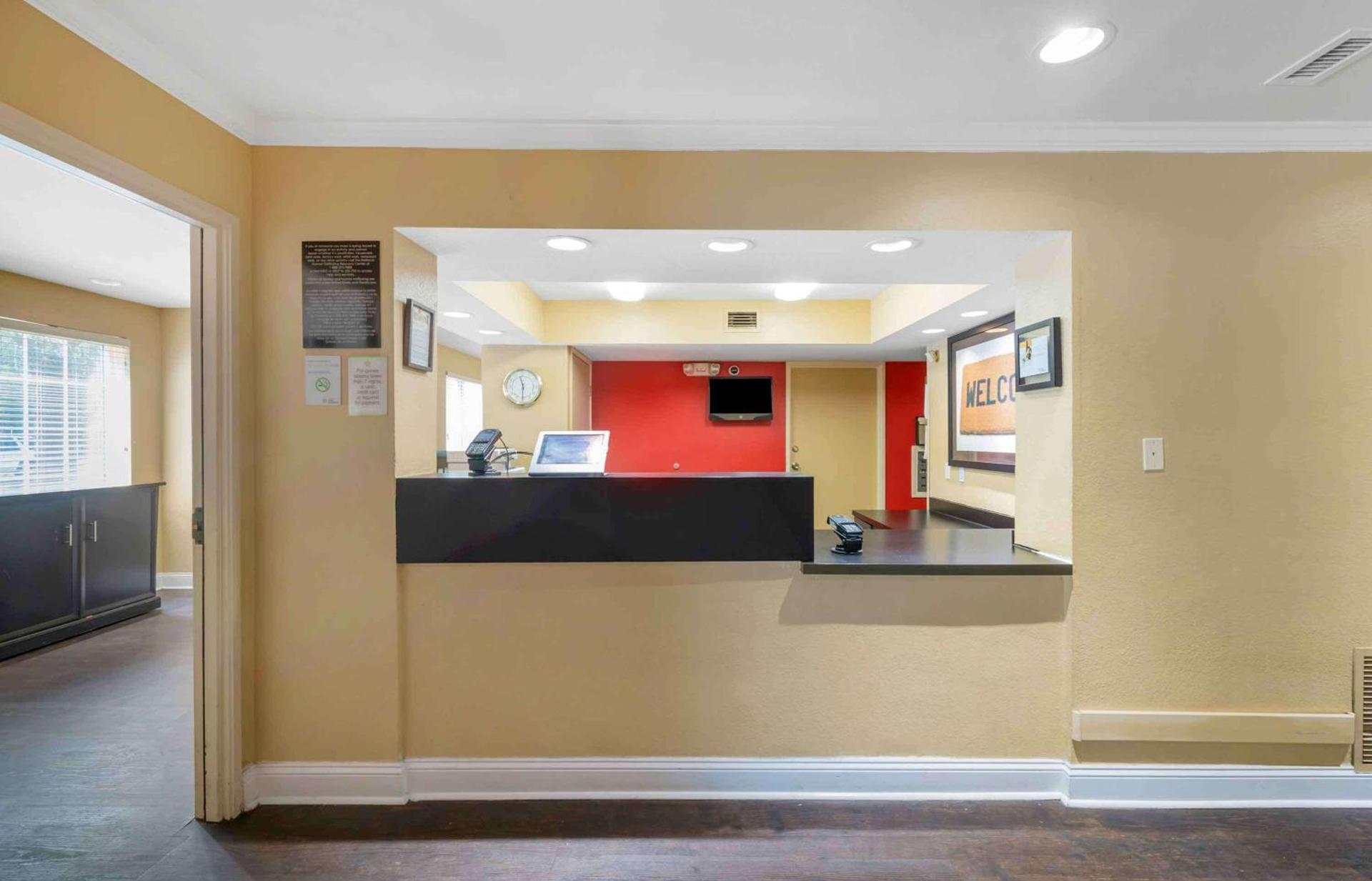 Extended Stay America Select Suites - Jacksonville - Baymeadows photo 4