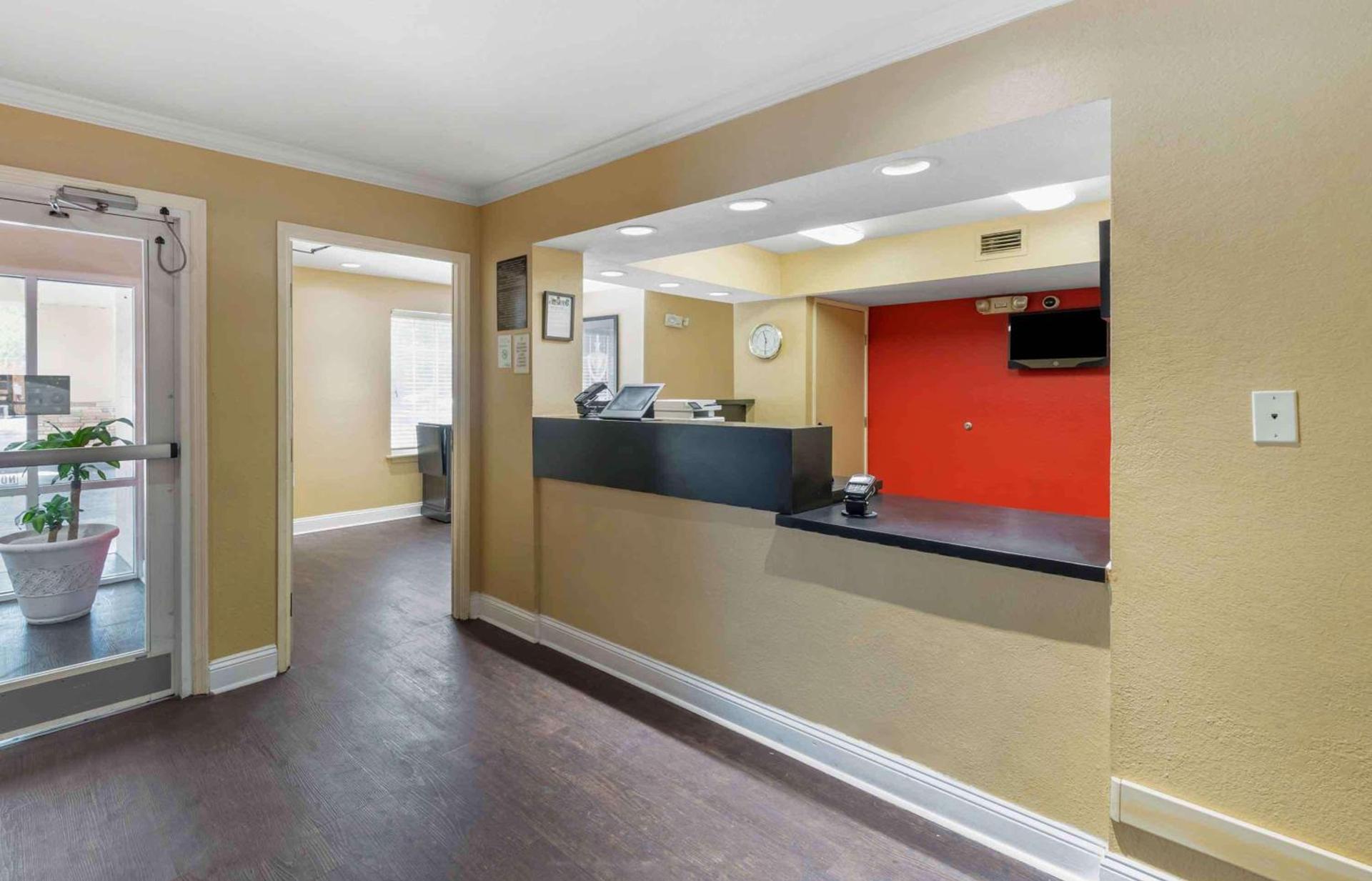 Extended Stay America Select Suites - Jacksonville - Baymeadows photo 5