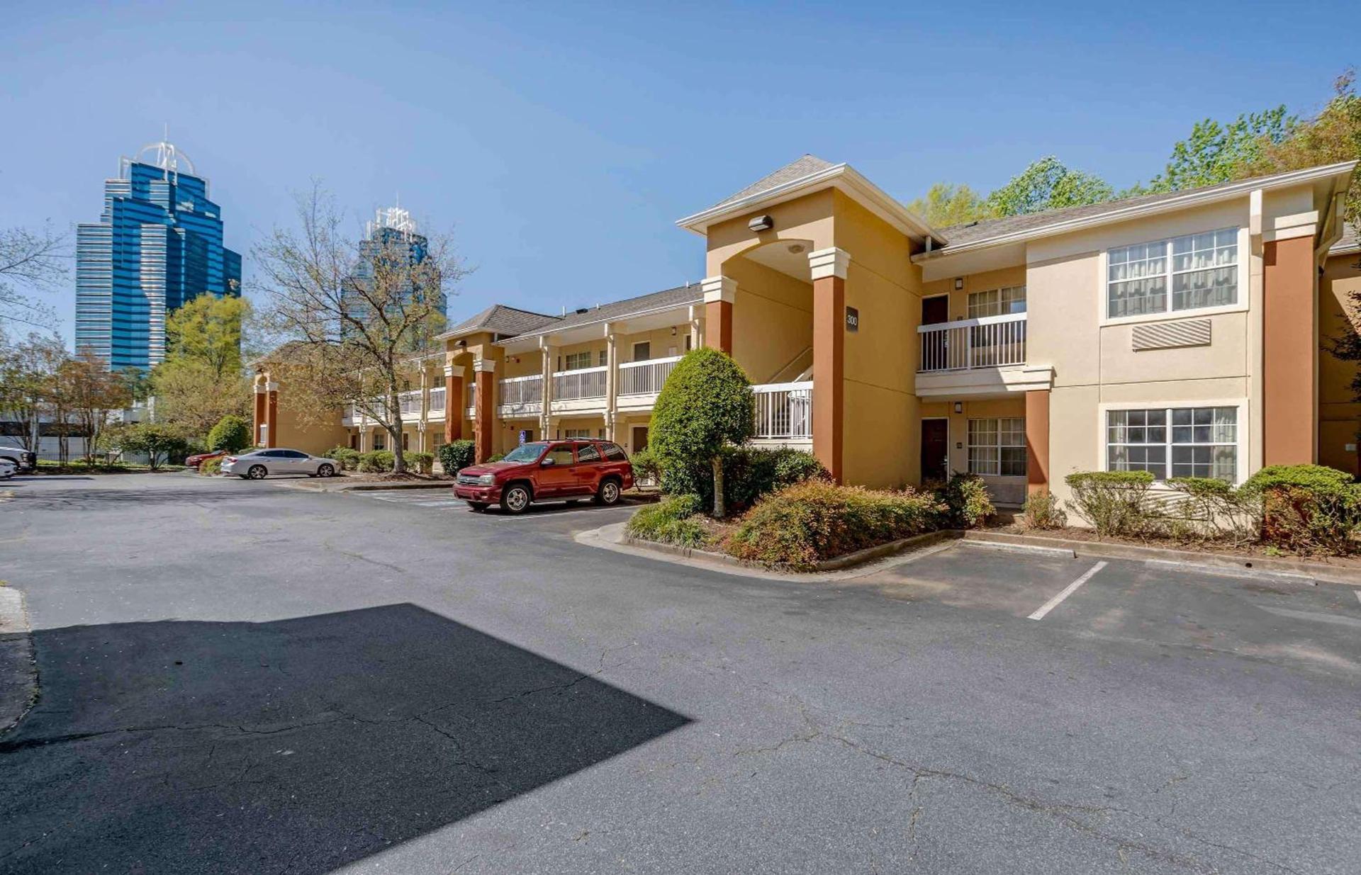 Extended Stay America Select Suites - Atlanta - Perimeter - Hammond Drive photo 3