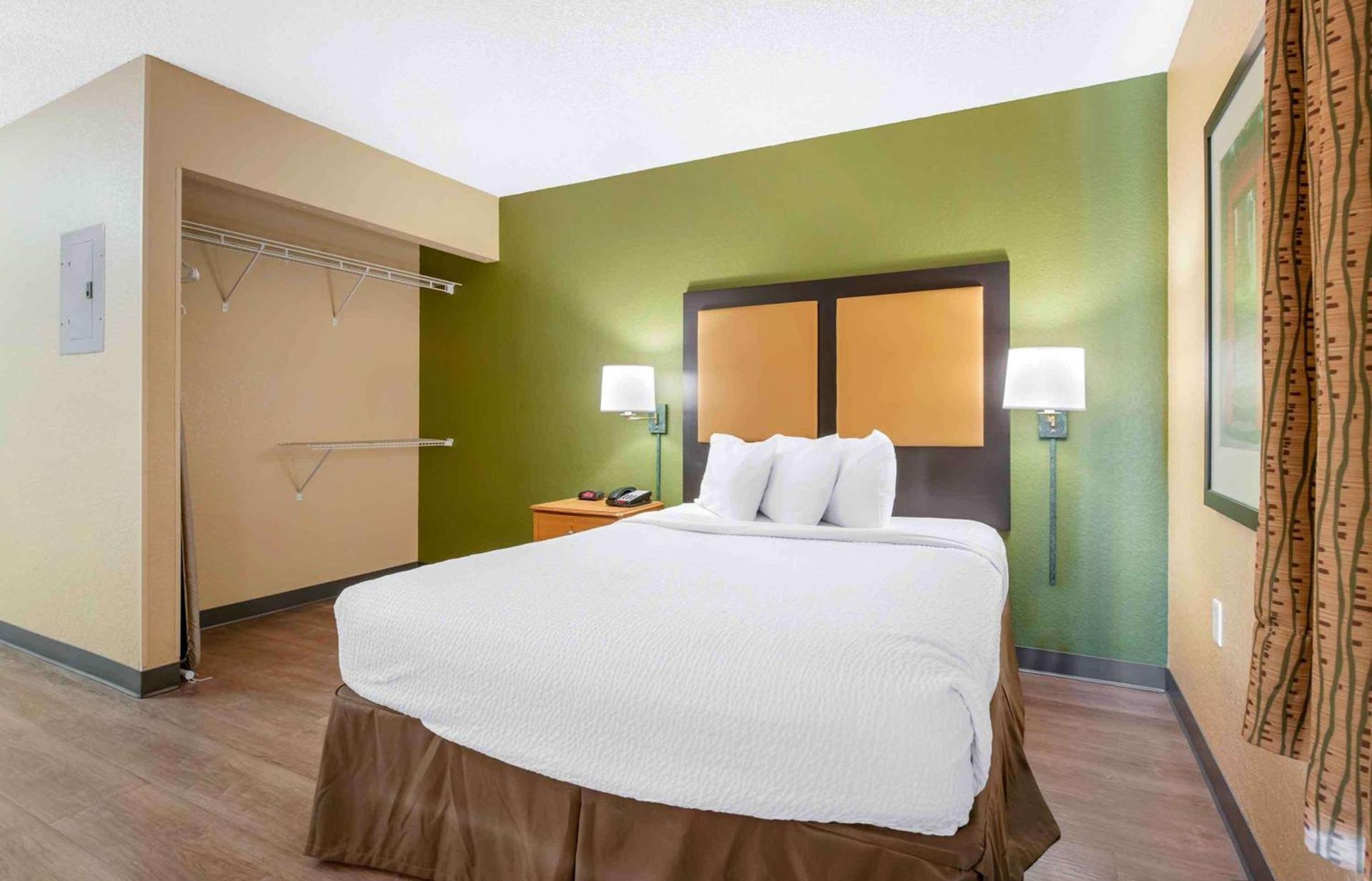 Extended Stay America Select Suites - Jacksonville - Baymeadows photo 9