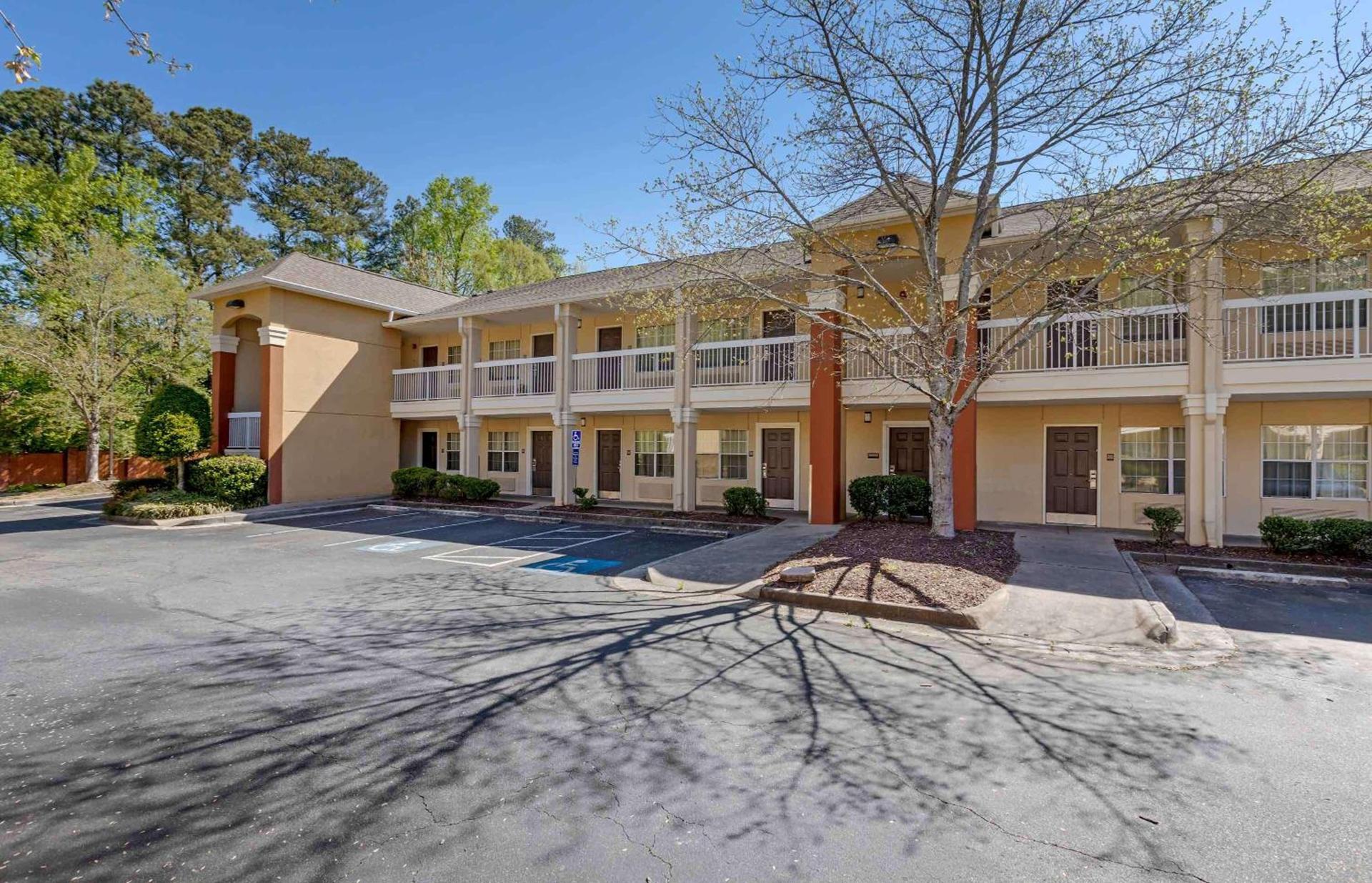 Extended Stay America Select Suites - Atlanta - Perimeter - Hammond Drive photo 1