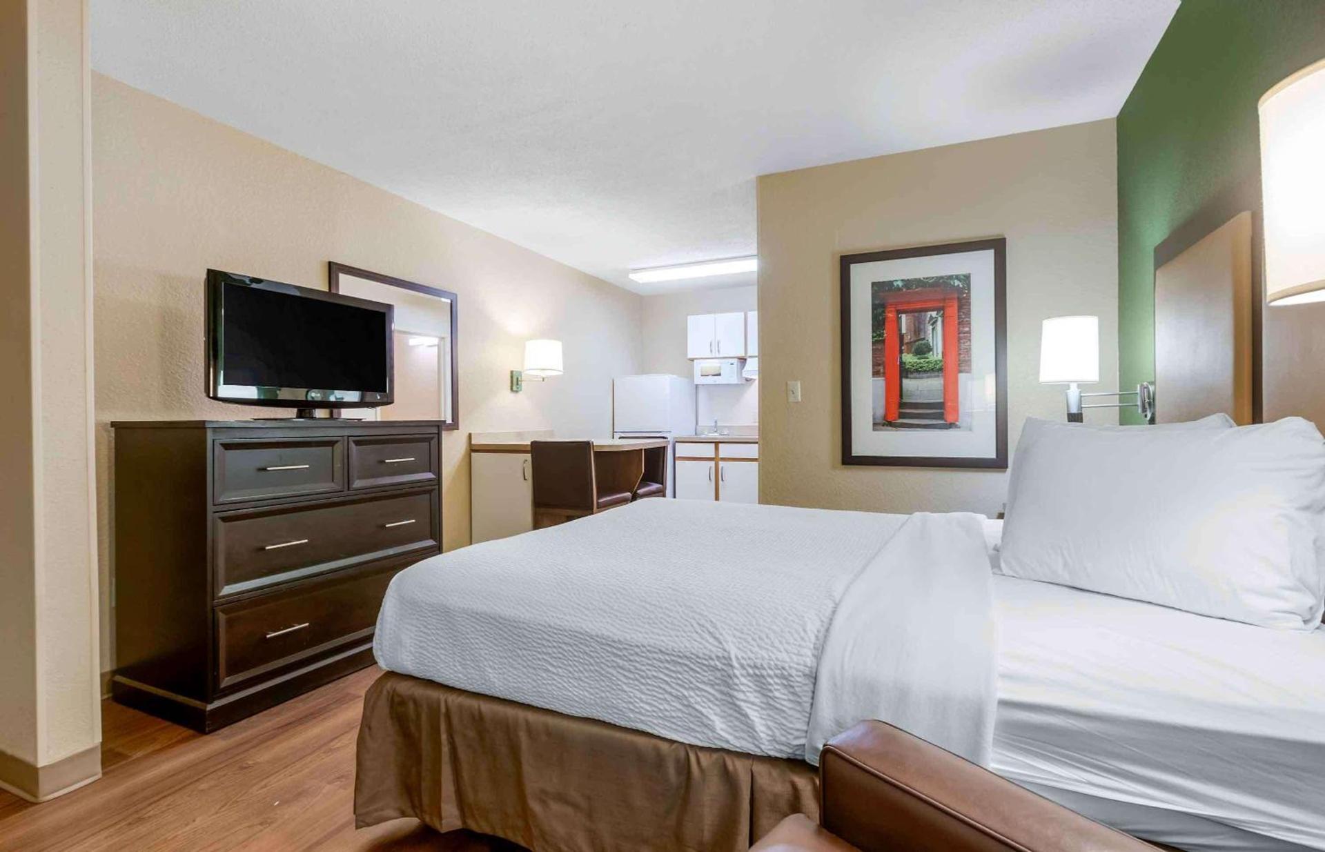 Extended Stay America Select Suites - Atlanta - Perimeter - Hammond Drive photo 9