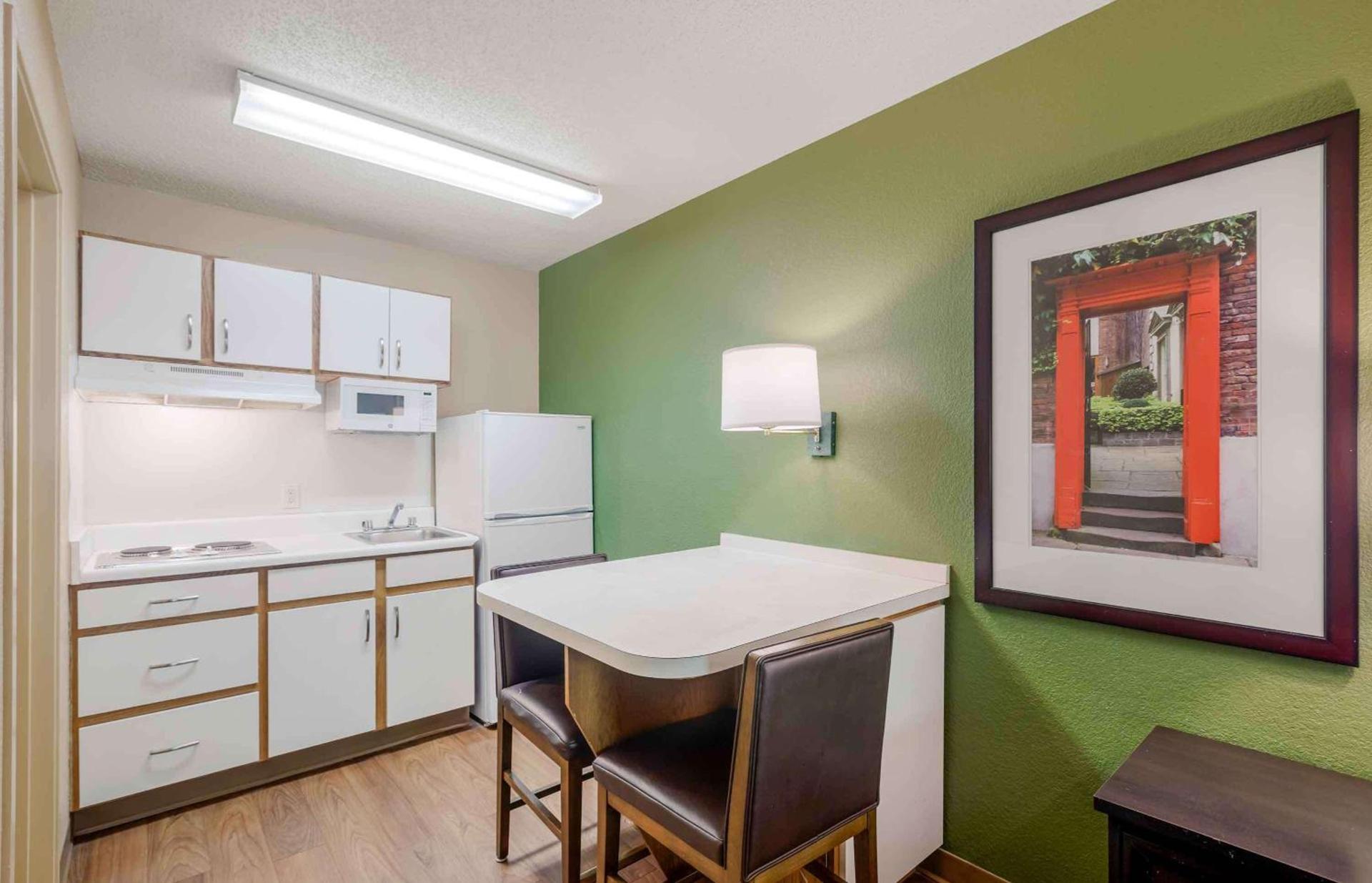 Extended Stay America Select Suites - Atlanta - Perimeter - Hammond Drive photo 29