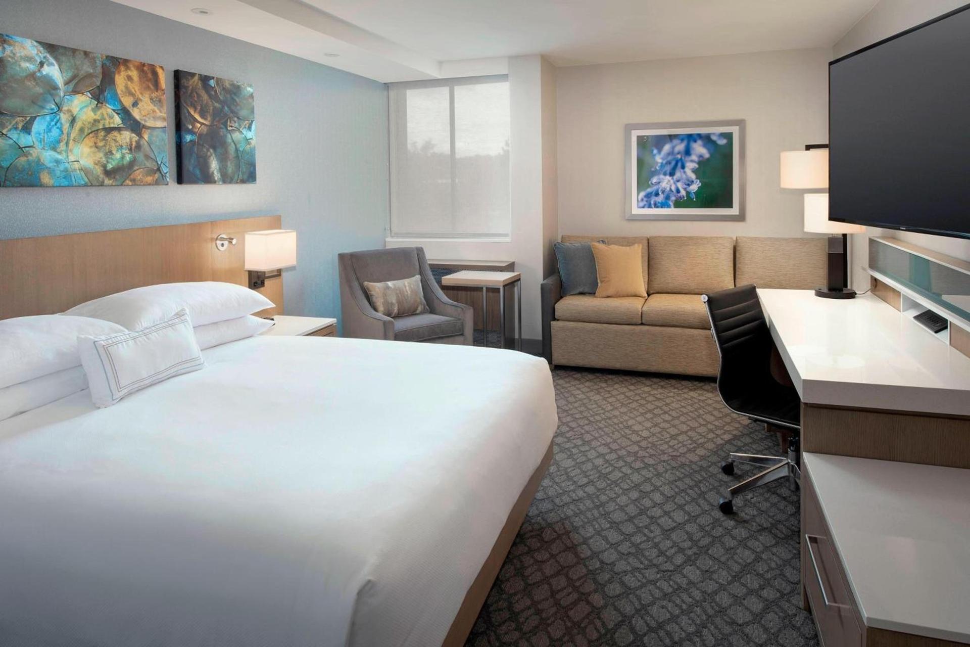 Delta Hotels by Marriott Seattle Everett photo 7