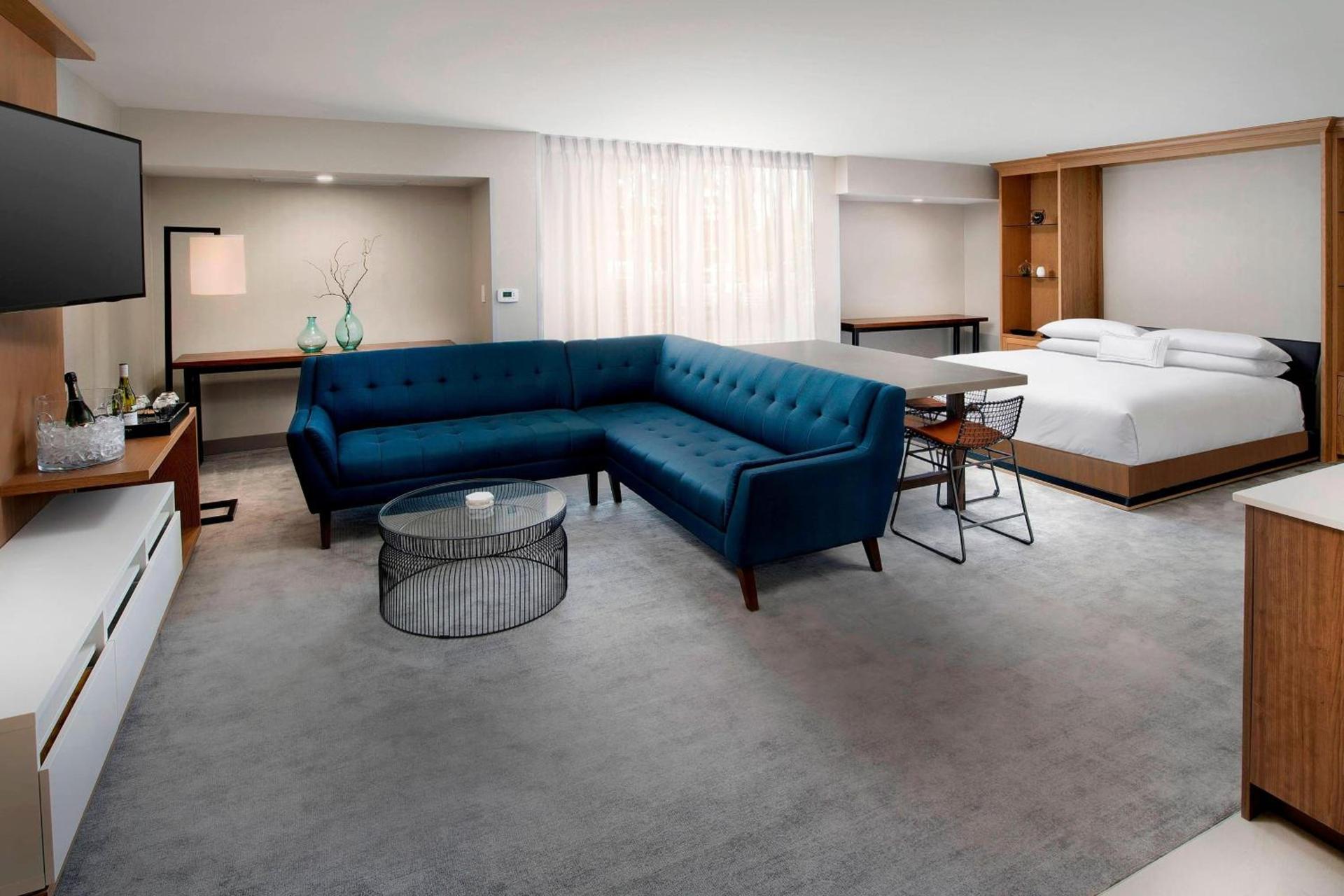 Delta Hotels by Marriott Seattle Everett photo 20