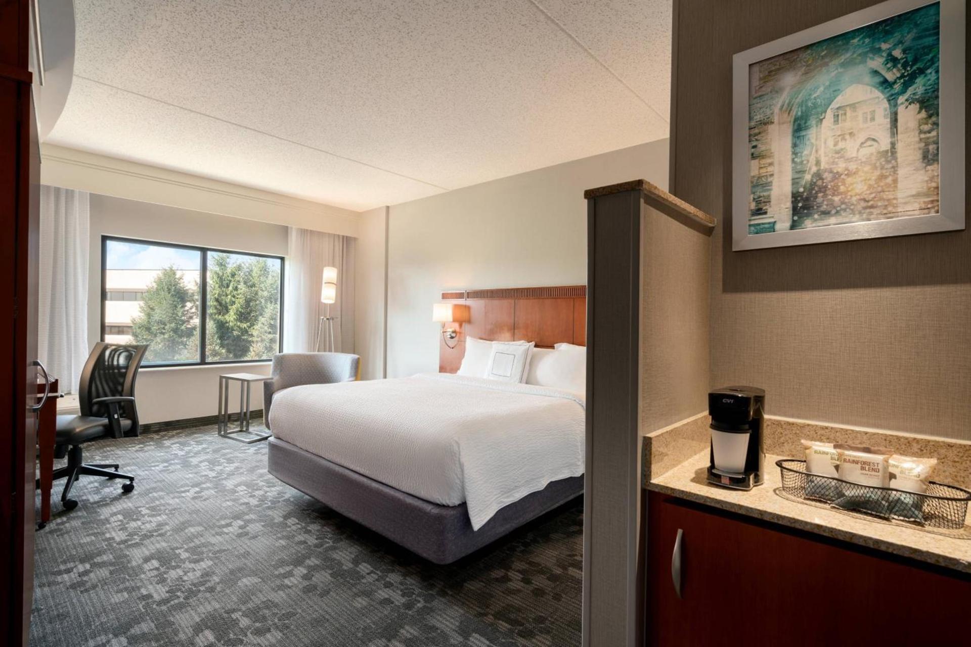 Courtyard by Marriott Ewing Princeton photo 8