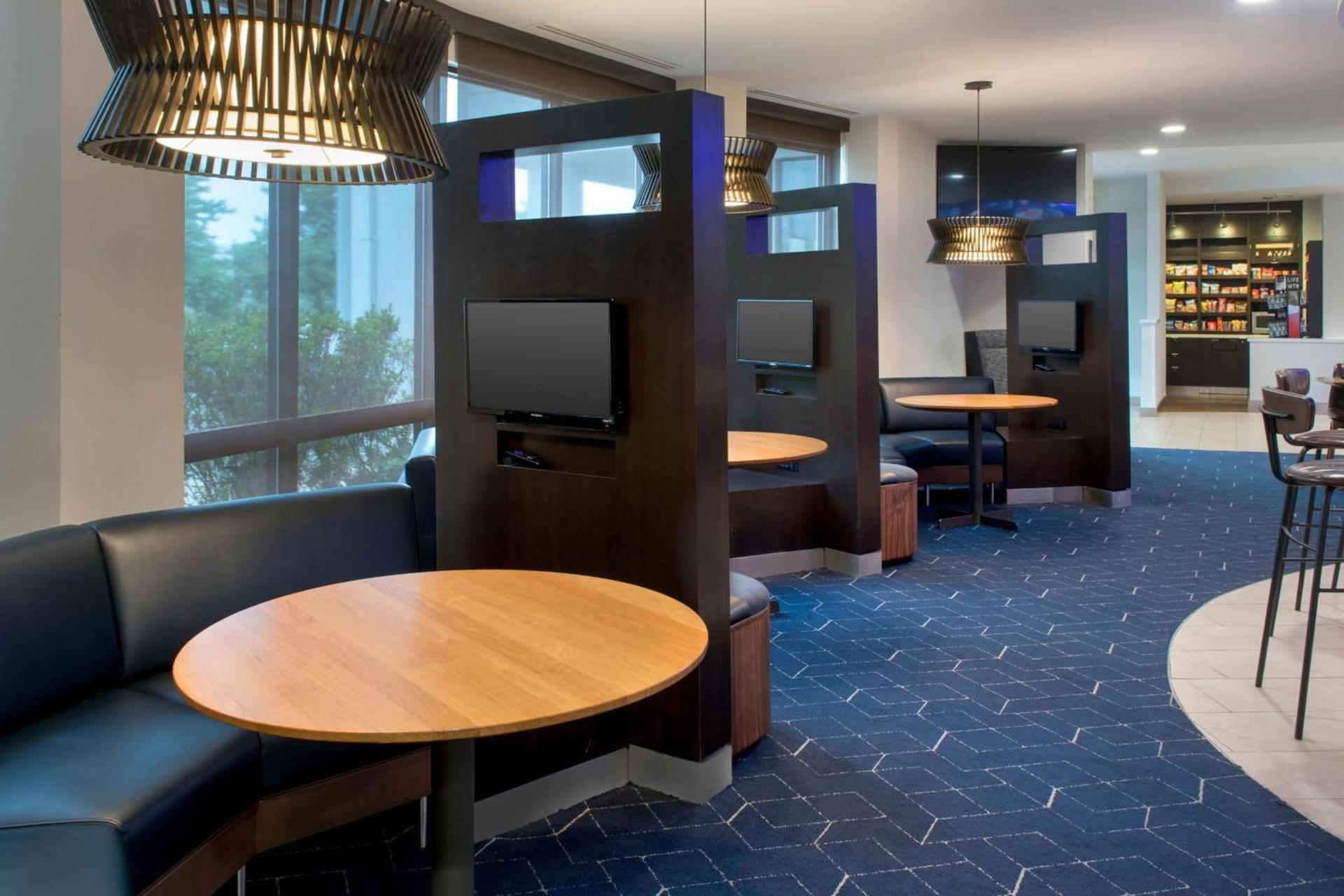 Courtyard by Marriott Ewing Princeton photo 29