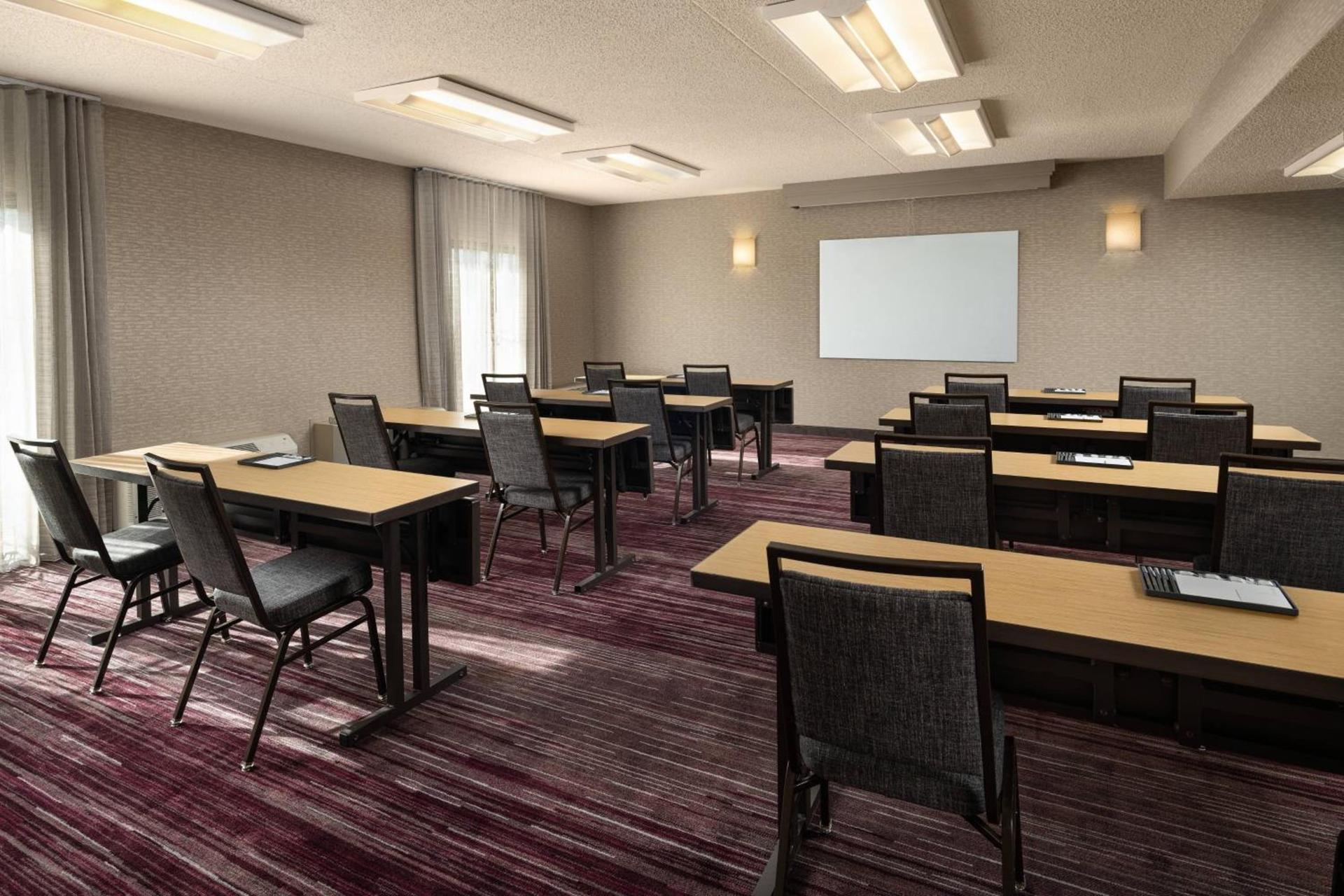 Courtyard by Marriott Phoenix Mesa photo 31