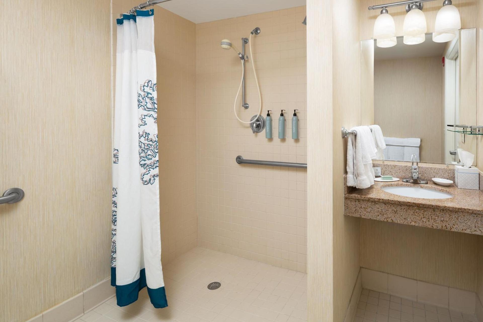 Residence Inn Milford photo 14