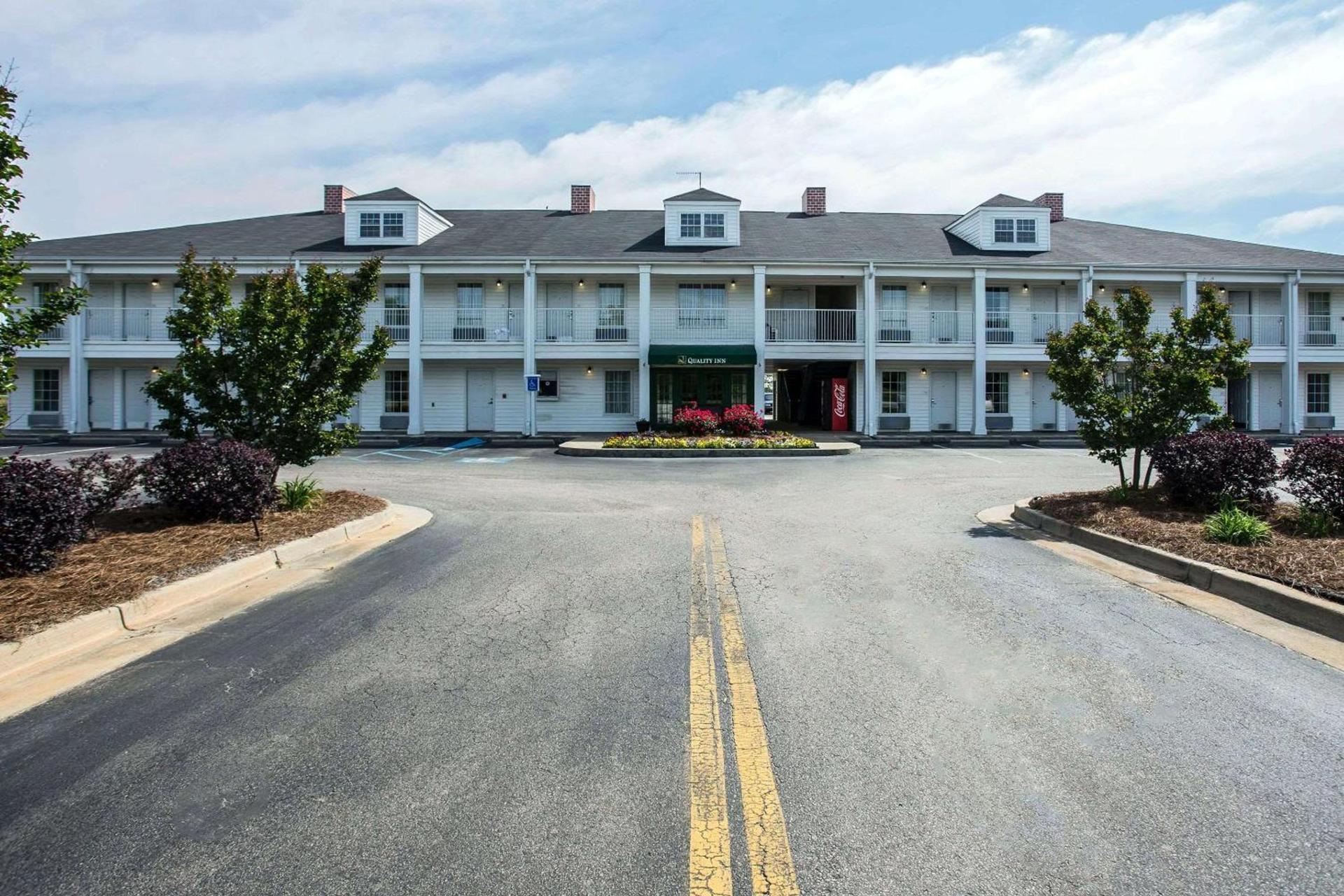 Quality Inn Waynesboro — hotel in Waynesboro