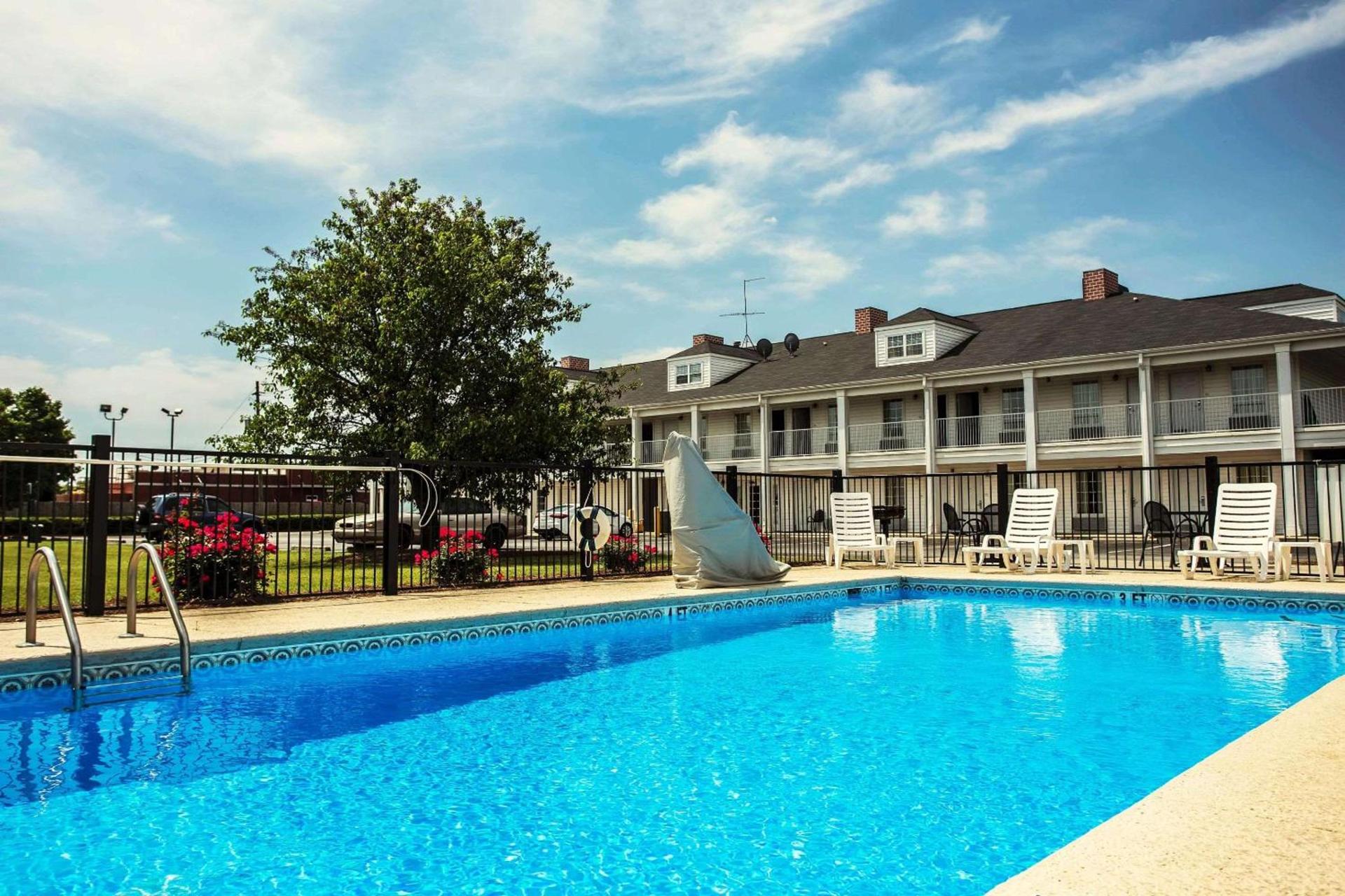 Quality Inn Waynesboro photo 12