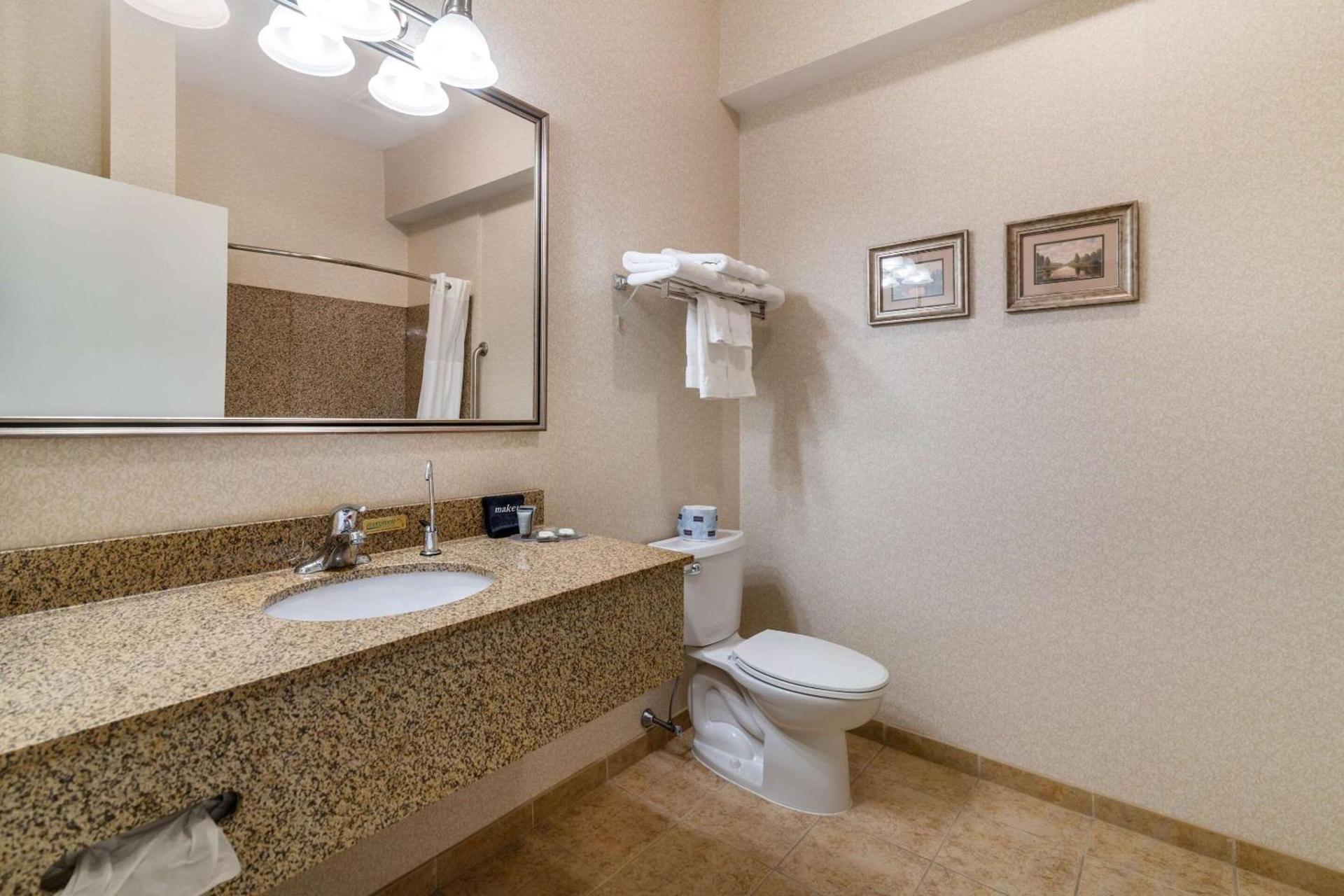 Maine Evergreen Hotel, an Ascend Collection Hotel photo 42