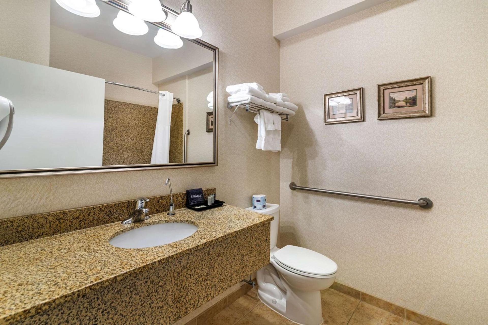 Maine Evergreen Hotel, an Ascend Collection Hotel photo 44