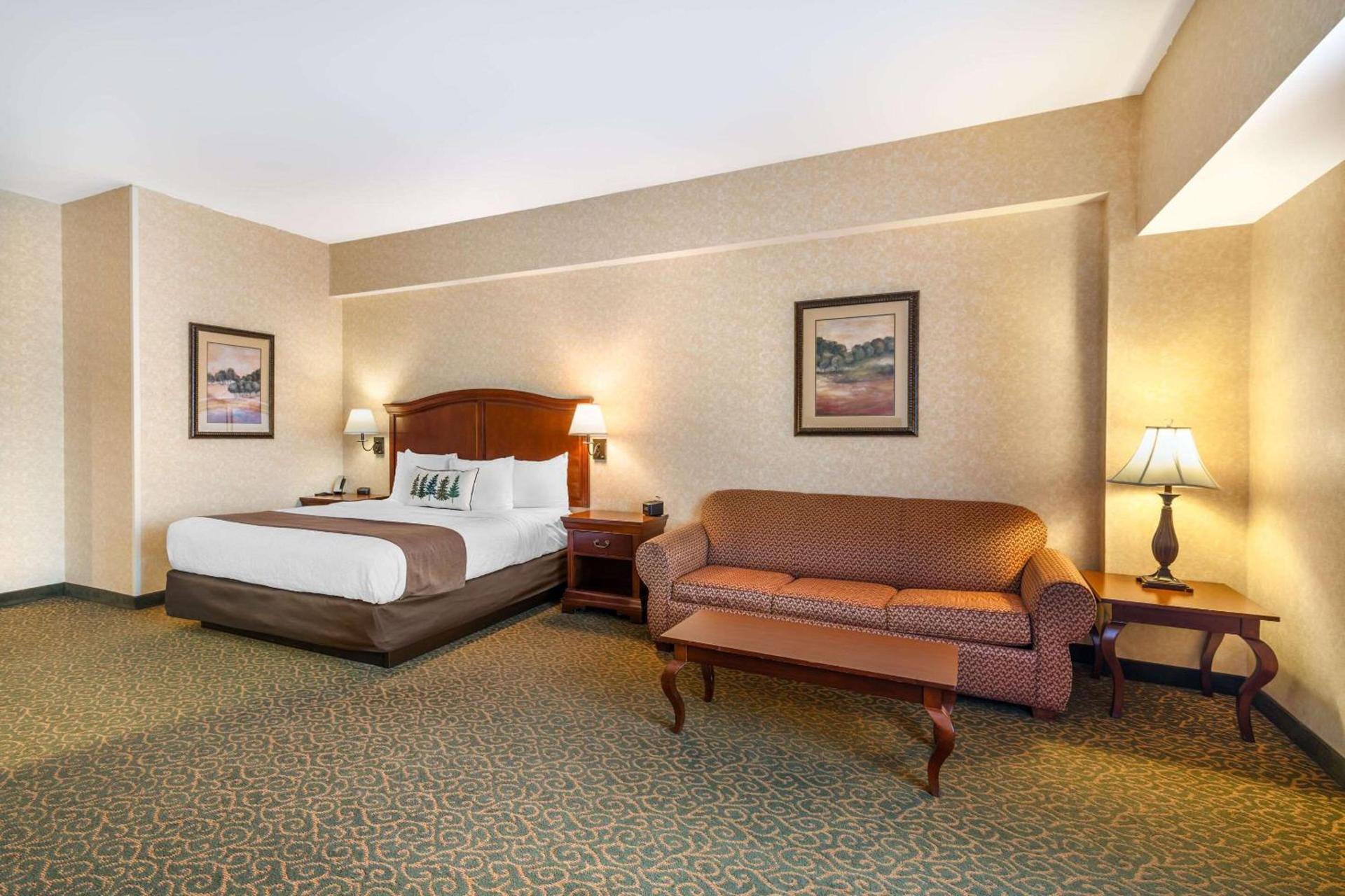 Maine Evergreen Hotel, an Ascend Collection Hotel photo 56