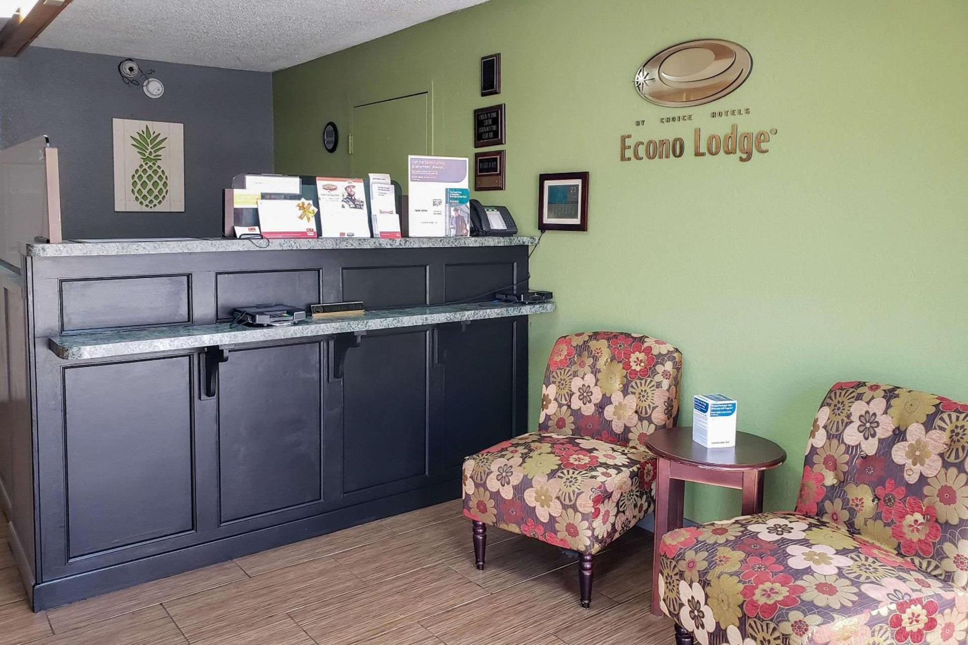 Economy Inn photo 3