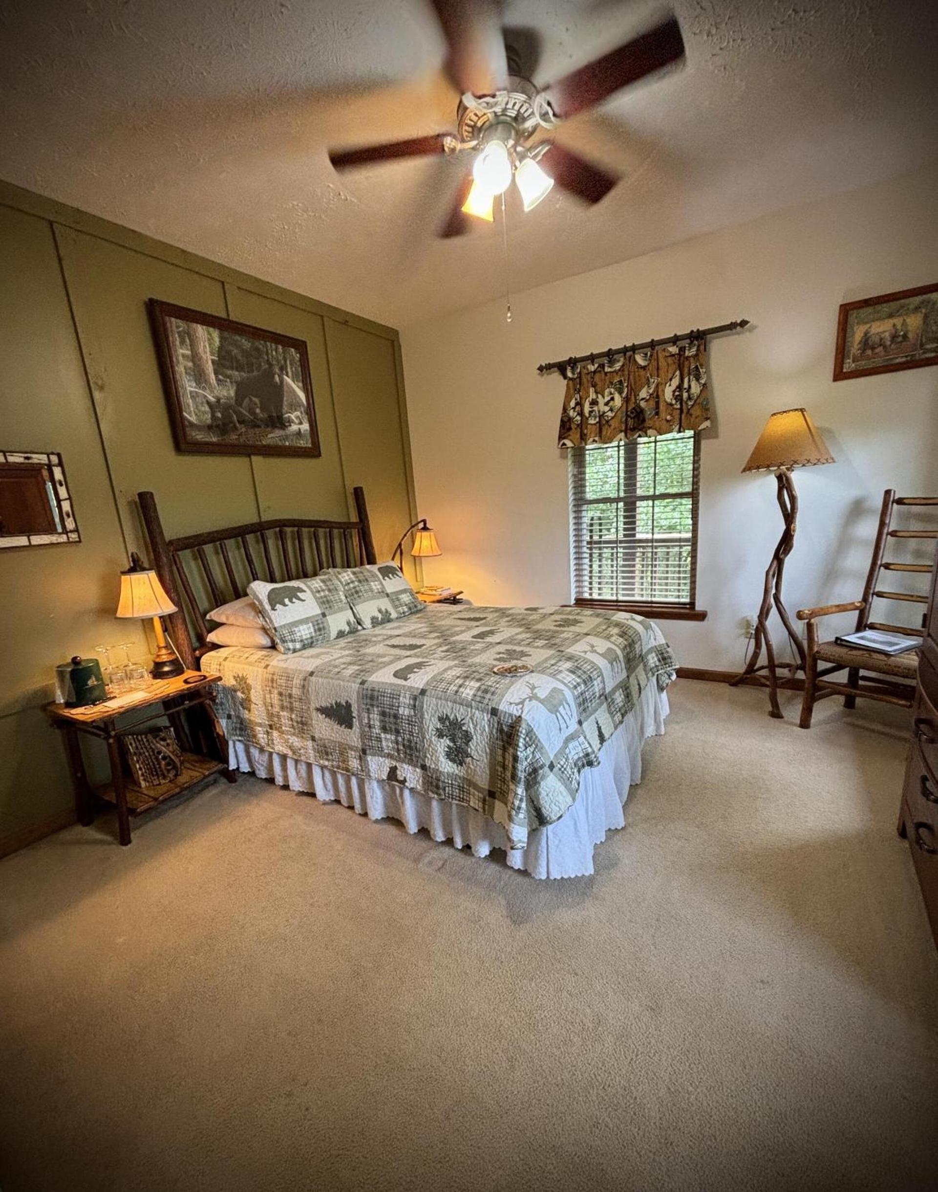 Long Mountain Lodge photo 2