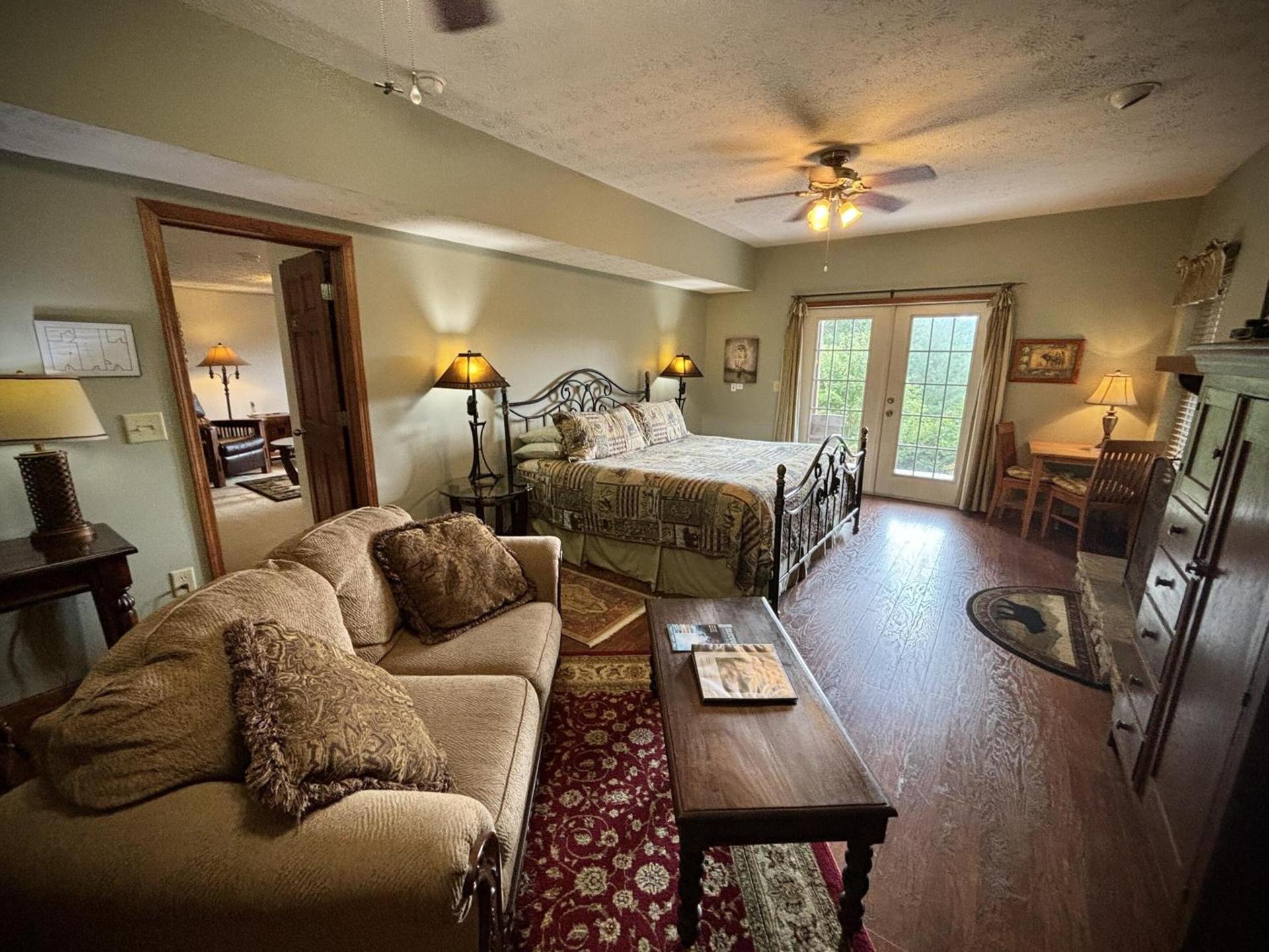 Long Mountain Lodge photo 6