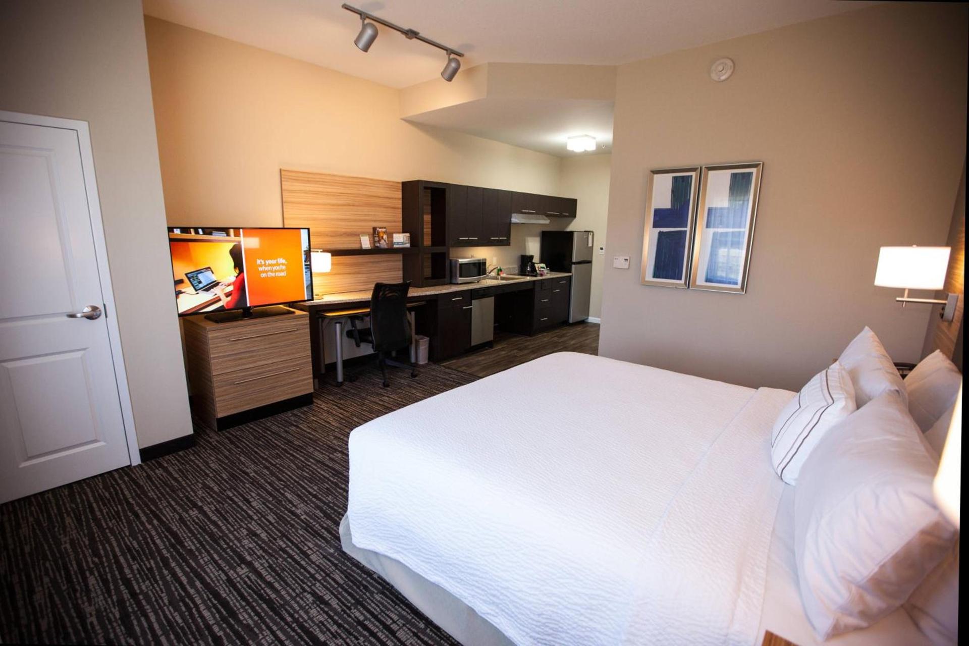 TownePlace Suites by Marriott Boynton Beach photo 13