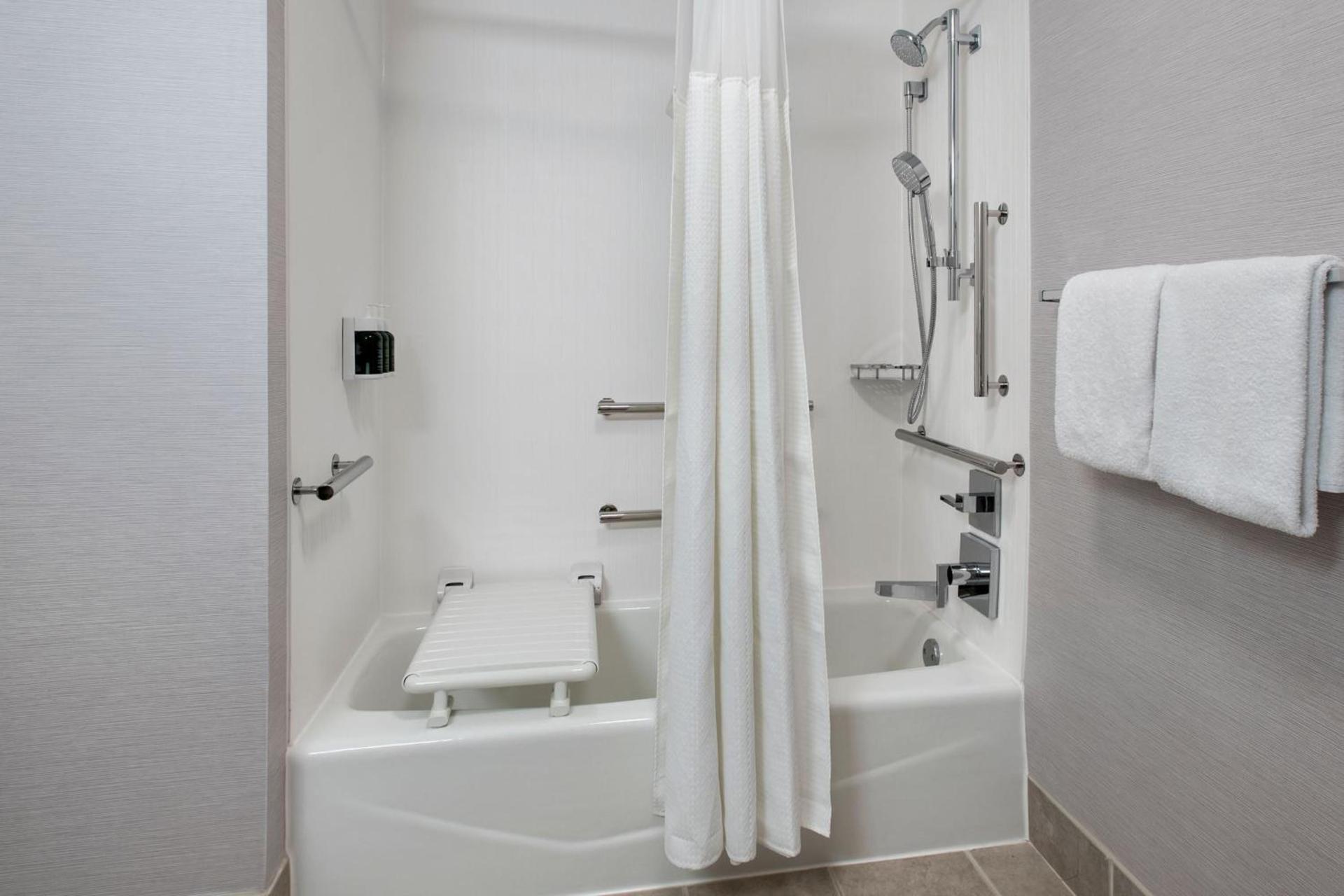 Courtyard by Marriott Annapolis photo 17