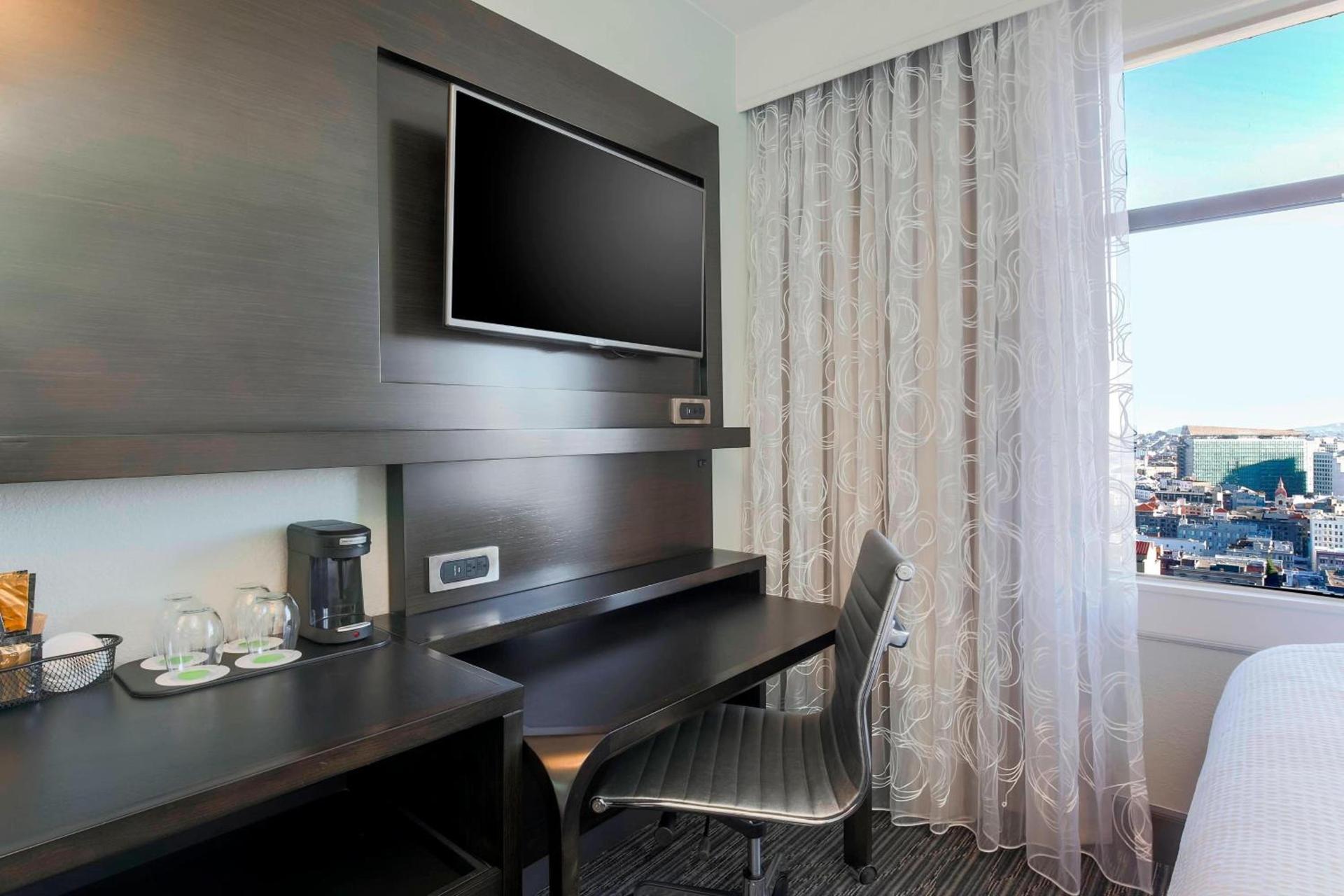 Courtyard by Marriott San Francisco Union Square photo 7