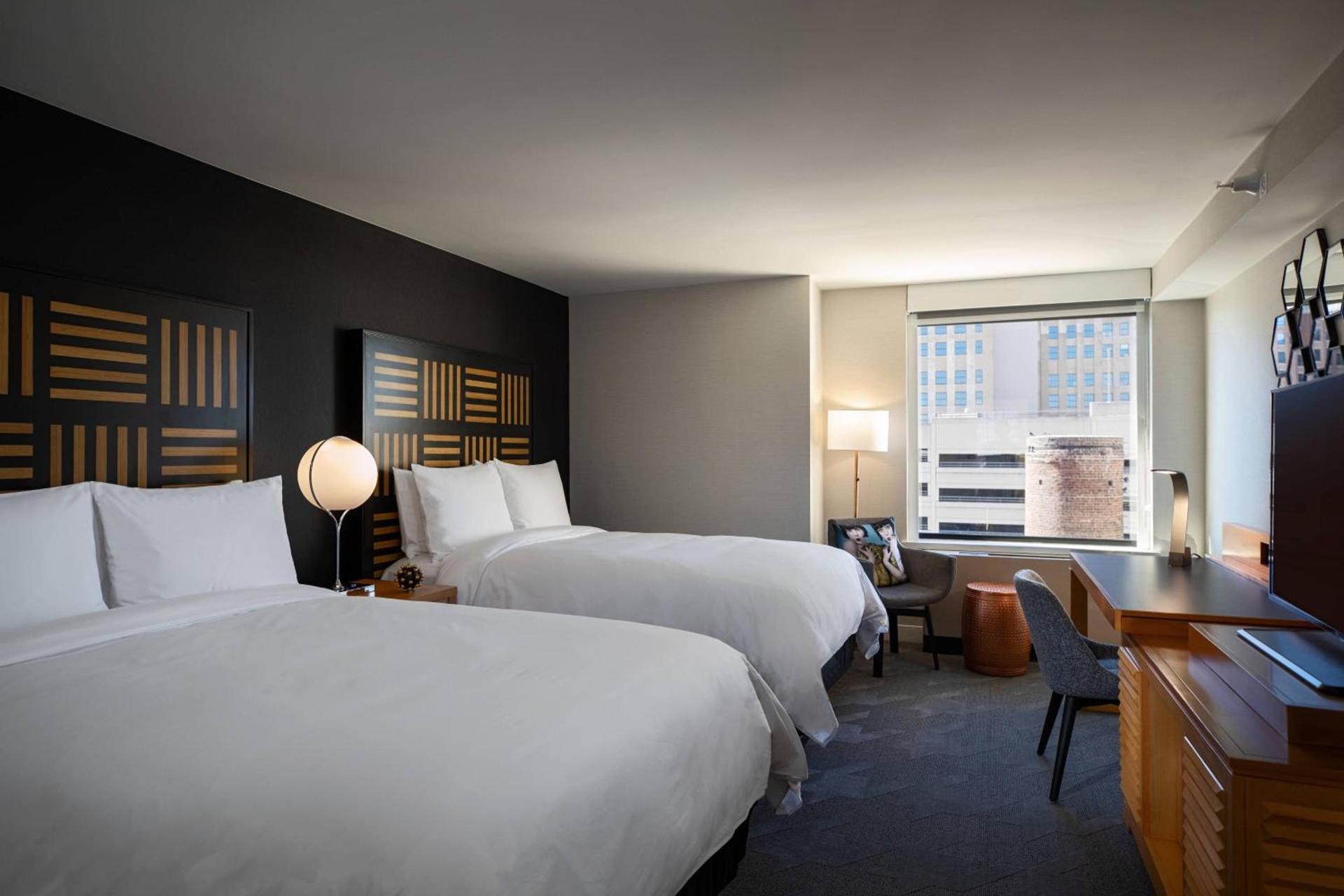 Renaissance Des Moines Savery Hotel photo 15