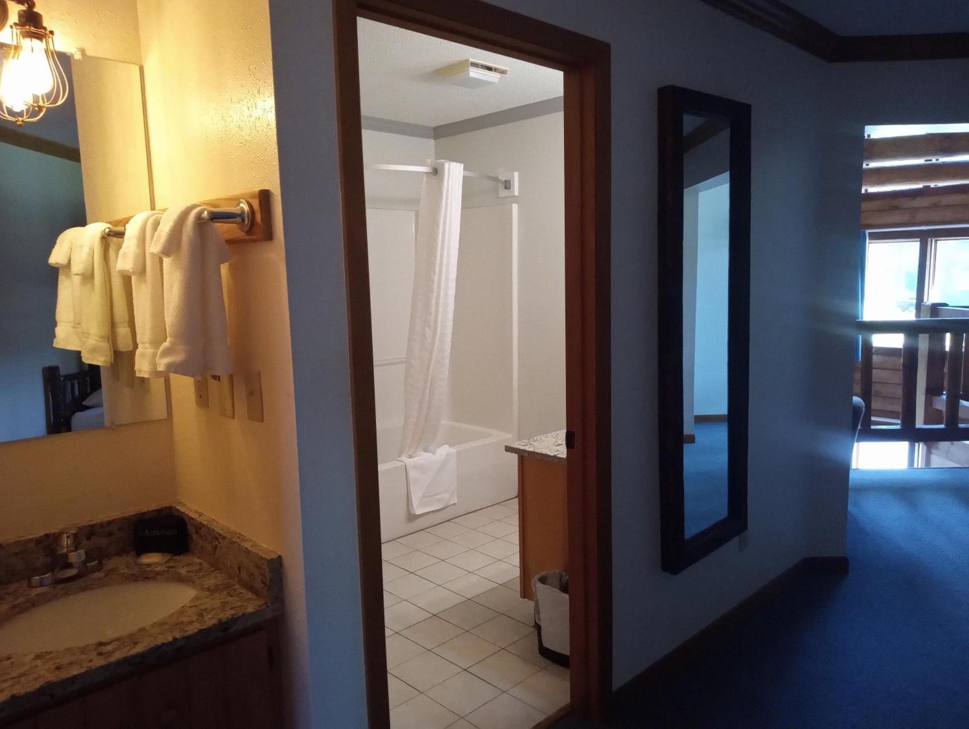 Centerstone Resort Lake-Aire photo 40