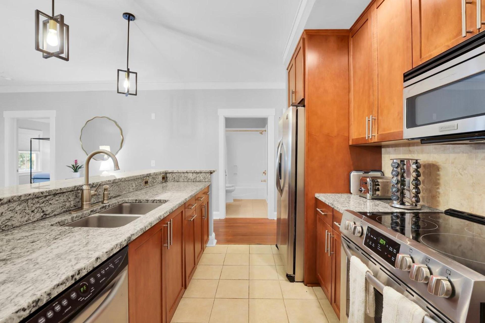 Savannah Residences photo 62