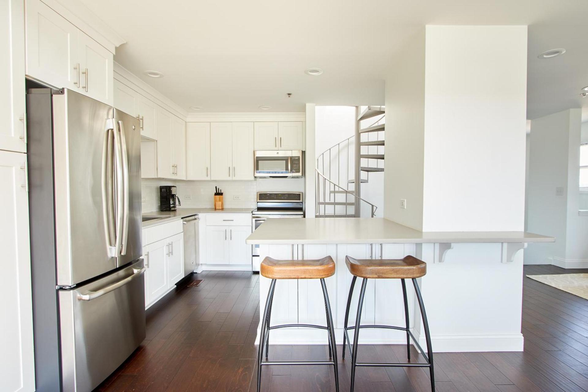 Baltimore Place photo 12