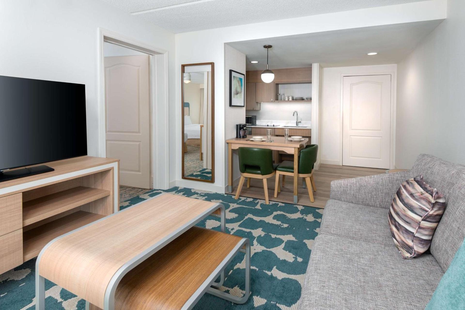 Homewood Suites by Hilton Orlando-Nearest to Universal Studios photo 22