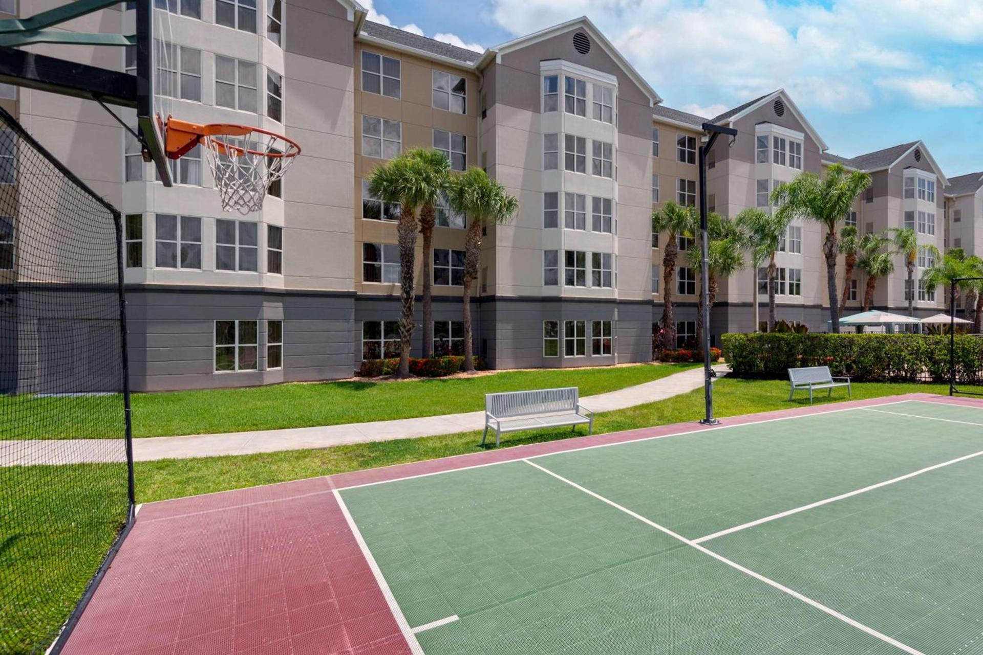 Homewood Suites by Hilton Orlando-Nearest to Universal Studios photo 35