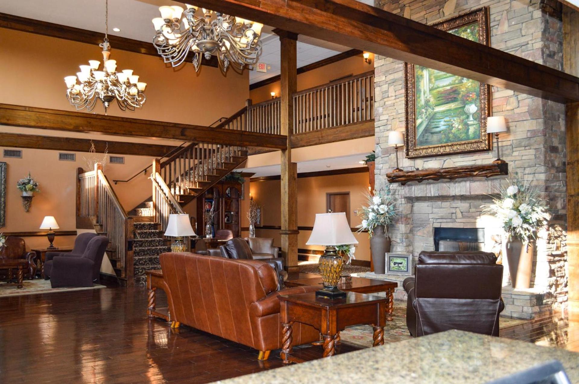 The Lodge at Flat Rock photo 51