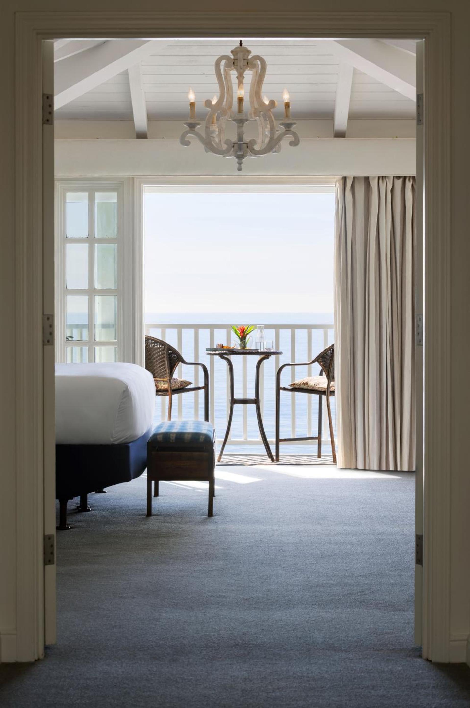 Pacific Edge Hotel photo 8