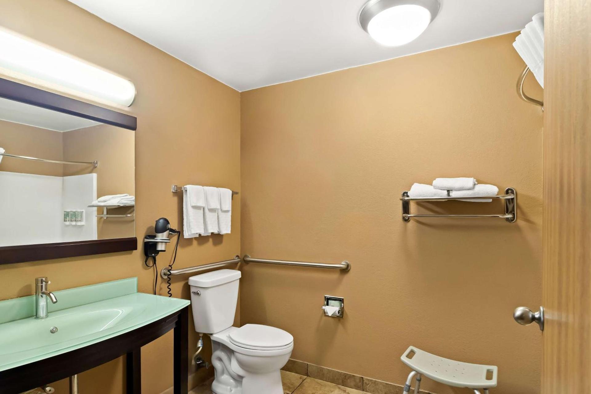 Best Western Paducah Inn photo 32