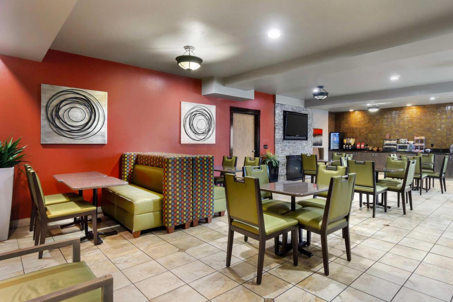 Best Western Plus Yakima Hotel photo 3