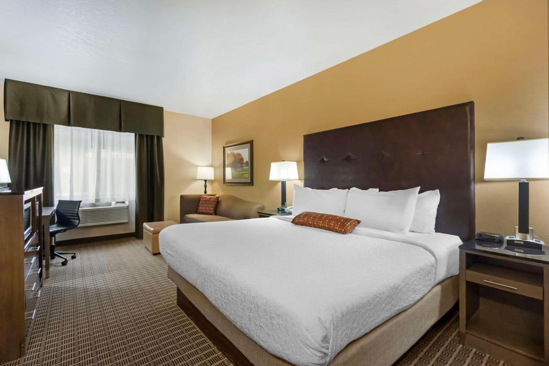 Best Western Plus Yakima Hotel photo 8