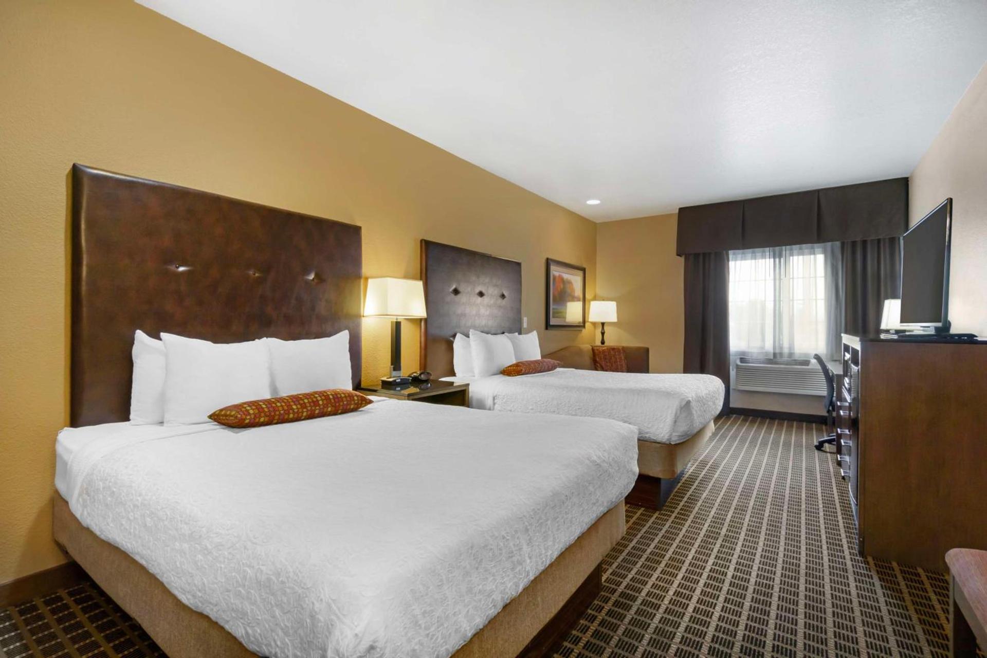 Best Western Plus Yakima Hotel photo 20