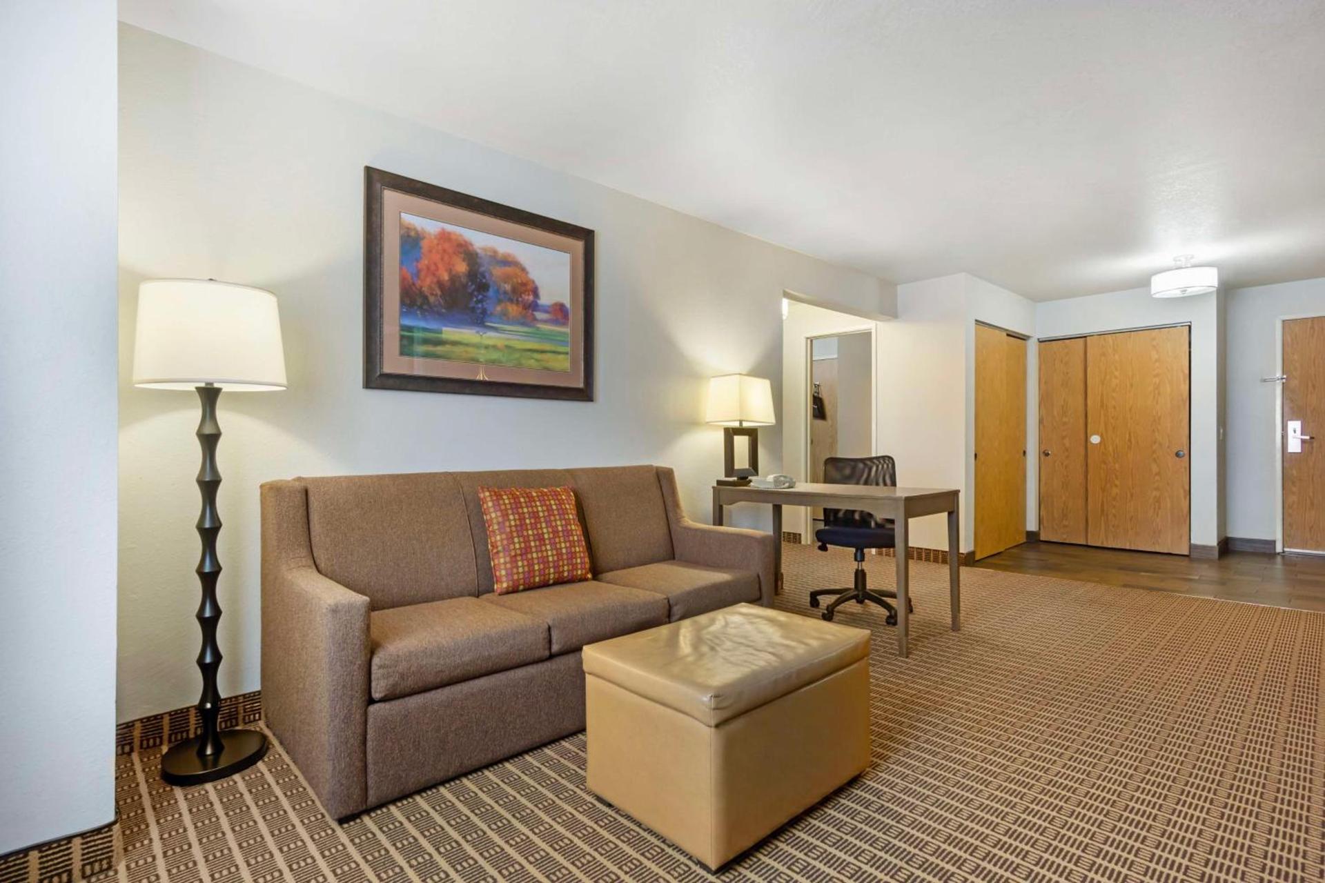 Best Western Plus Yakima Hotel photo 28