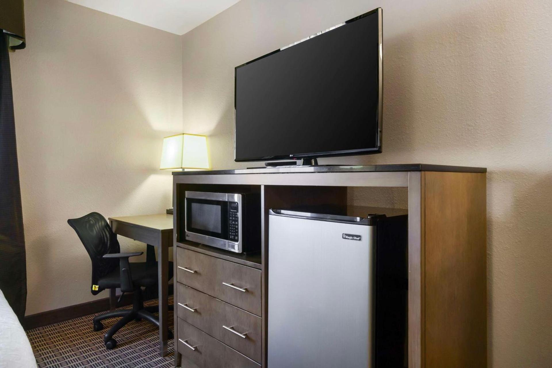 Best Western Plus Yakima Hotel photo 33