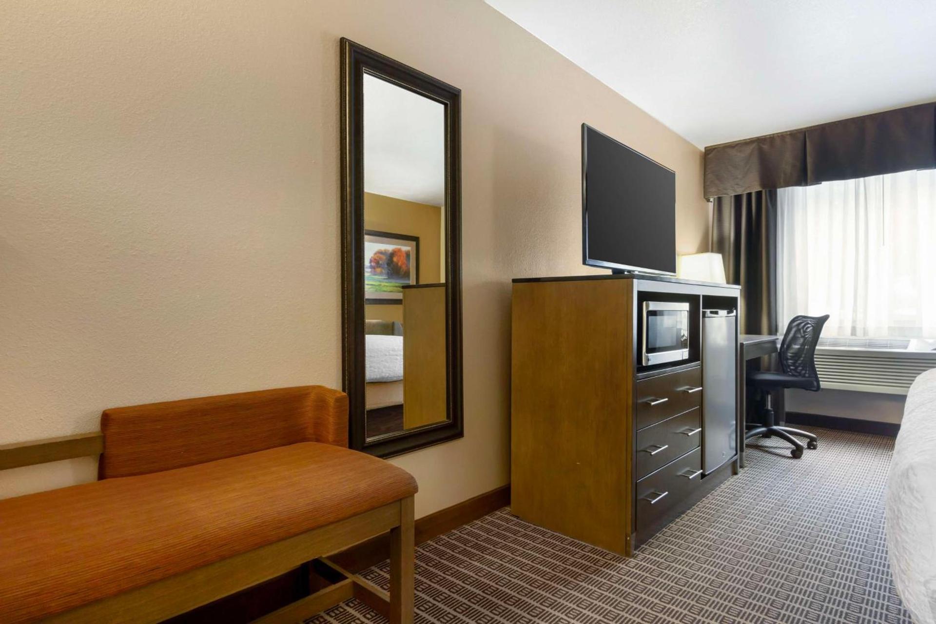 Best Western Plus Yakima Hotel photo 38