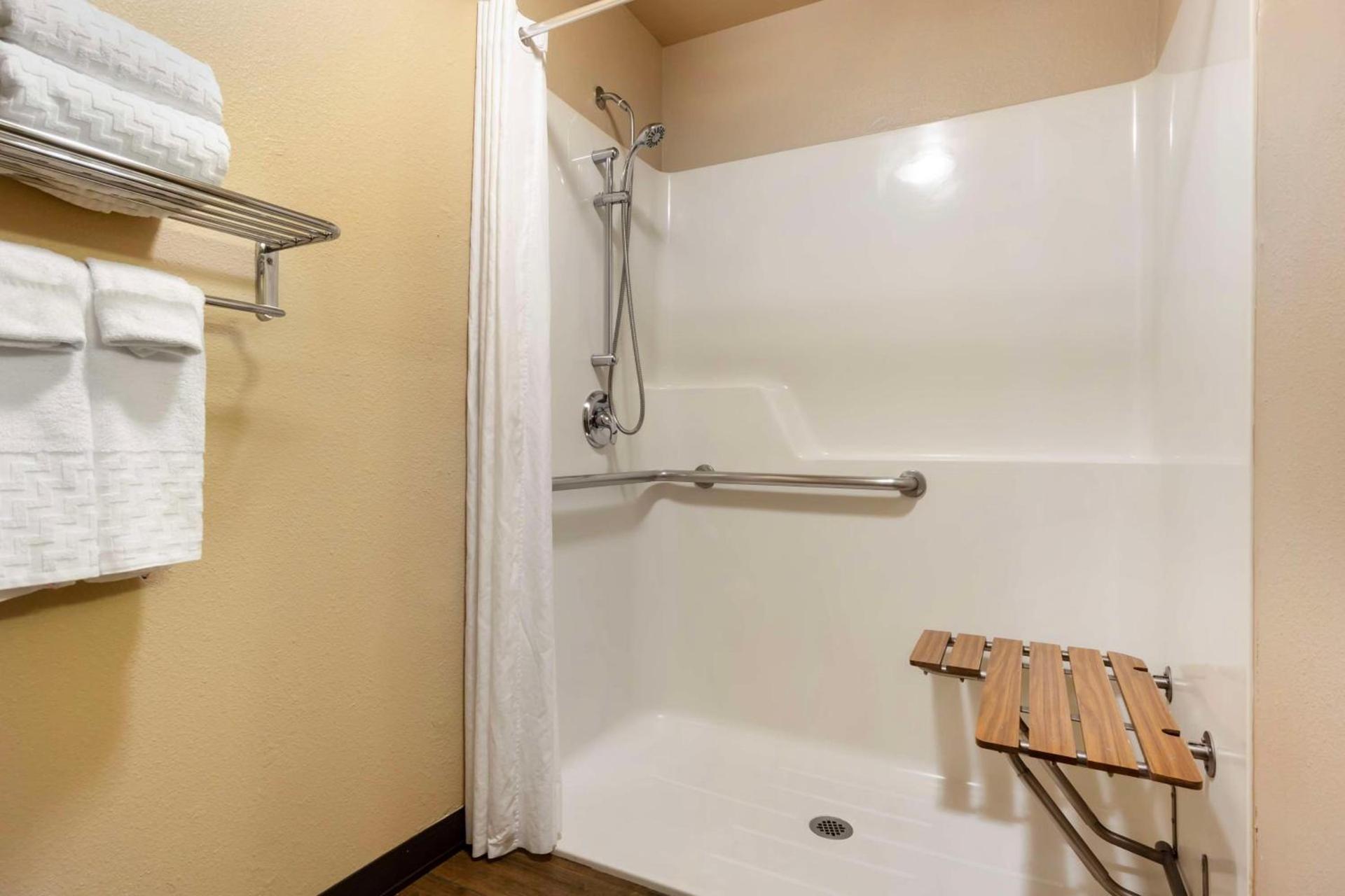 Best Western Plus Yakima Hotel photo 37