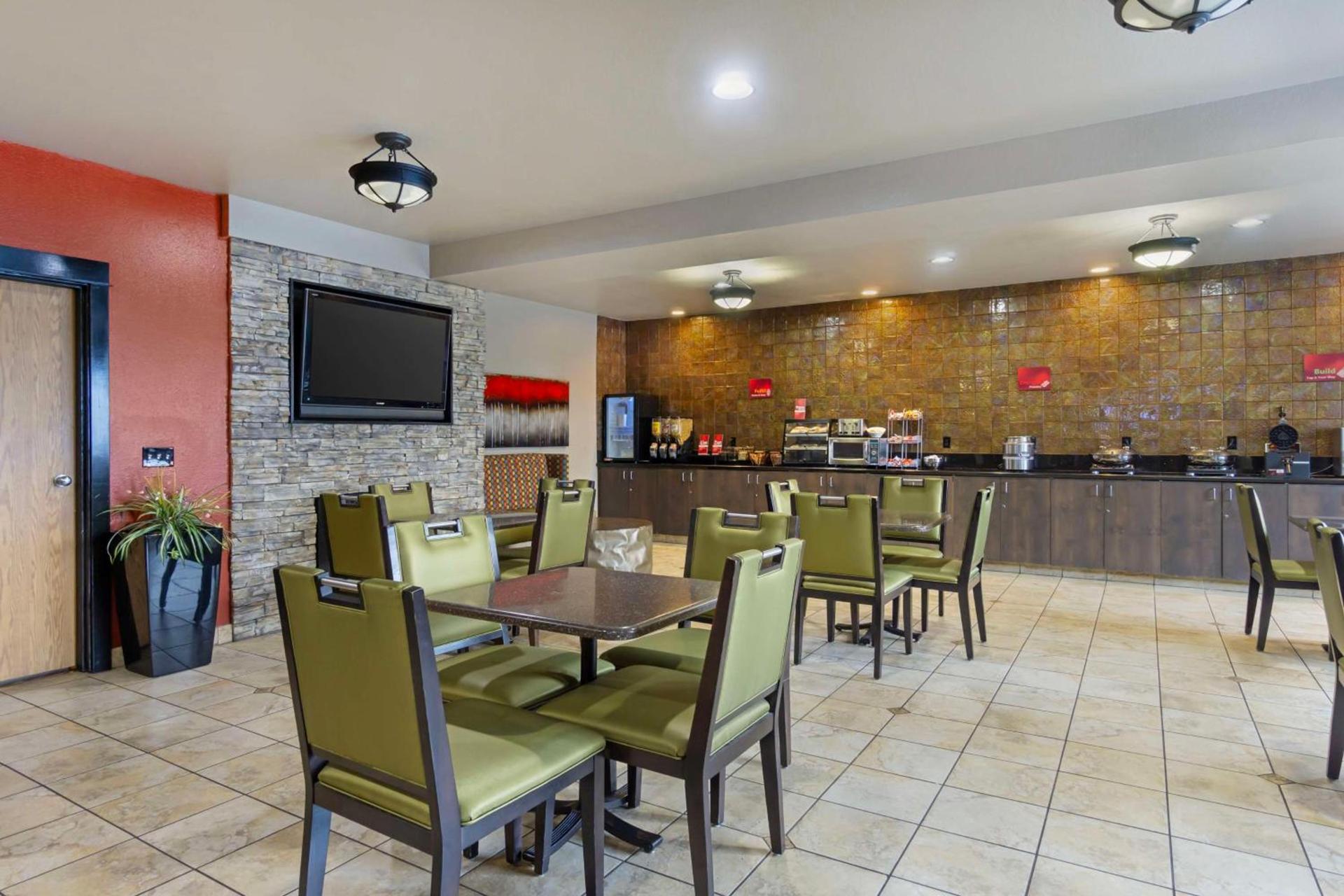 Best Western Plus Yakima Hotel photo 41