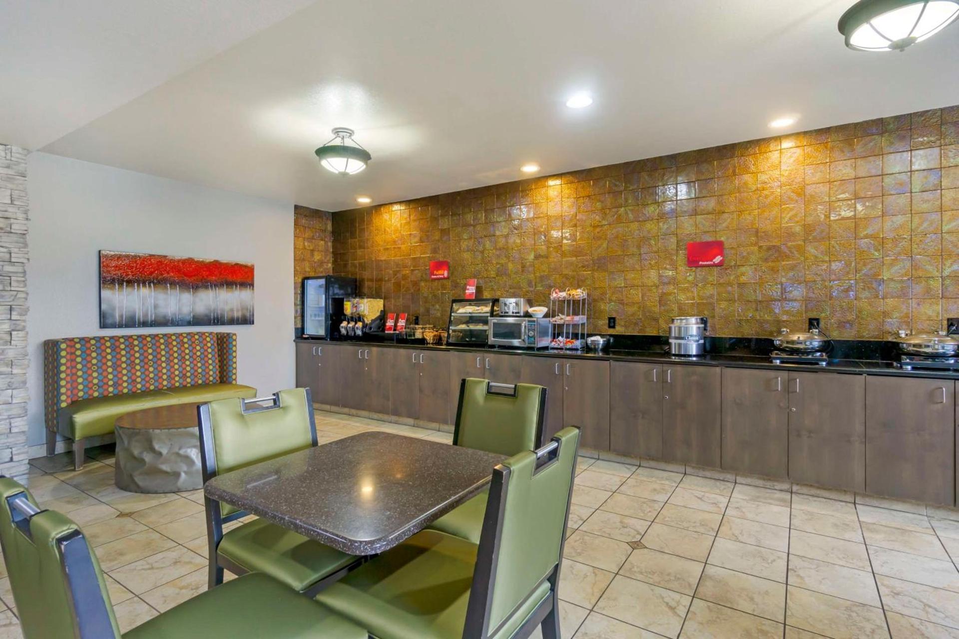 Best Western Plus Yakima Hotel photo 44